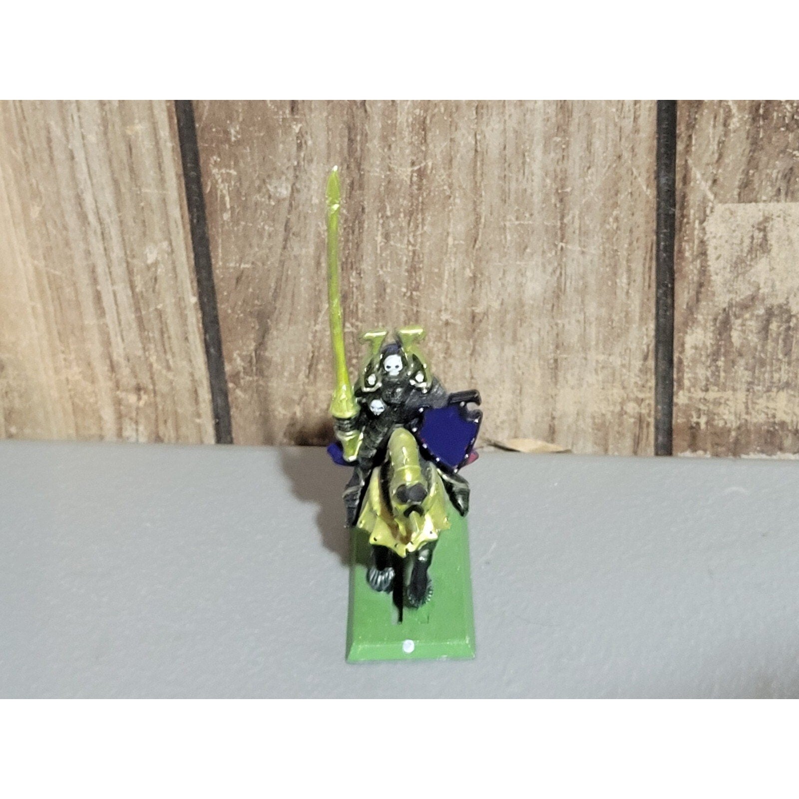 A18998 WARHAMMER FANTASY CHAOS MORTALS CLASSIC KNIGHT PLASTIC