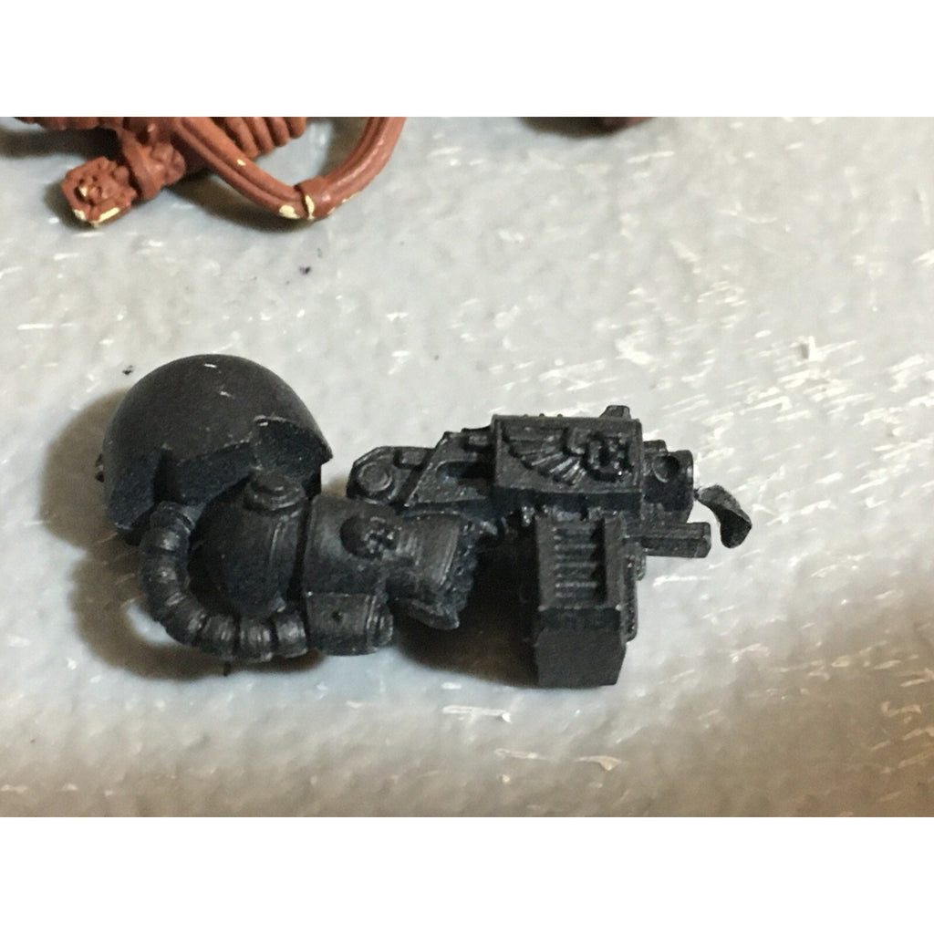 A22979 WARHAMMER 40K SPACE MARINES BITS LOT TERMINATOR ARMS + CLOGGED BACKPACKS