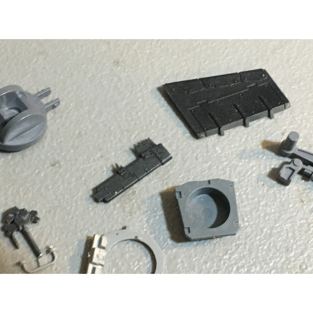 A33119 WARHAMMER 40K SPACE ORKS BITS LOT MIXED RANDOM GW GAMES WORKSHOP