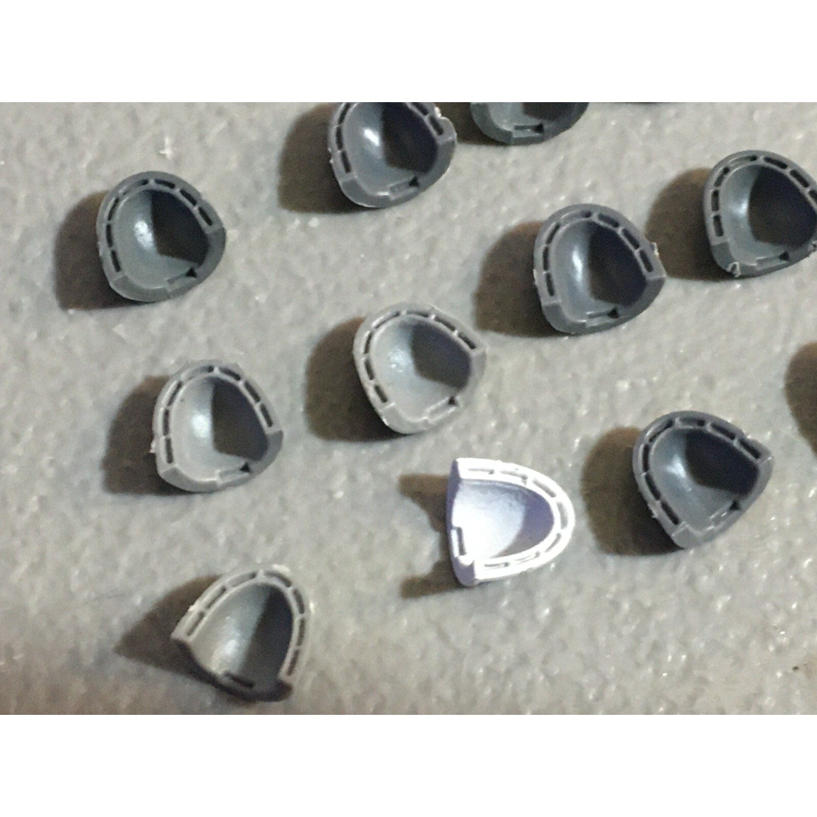 A22964 WARHAMMER 40K SPACE MARINES BITS LOT SHOULDER PADS GAMES WORKSHOP GW