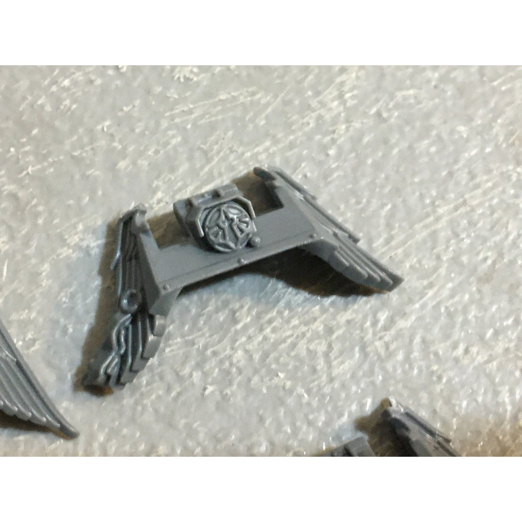 A29406 WARHAMMER 40K SPACE MARINES DARK ANGELS BITS LOT BIKE FRONT PLATES GW