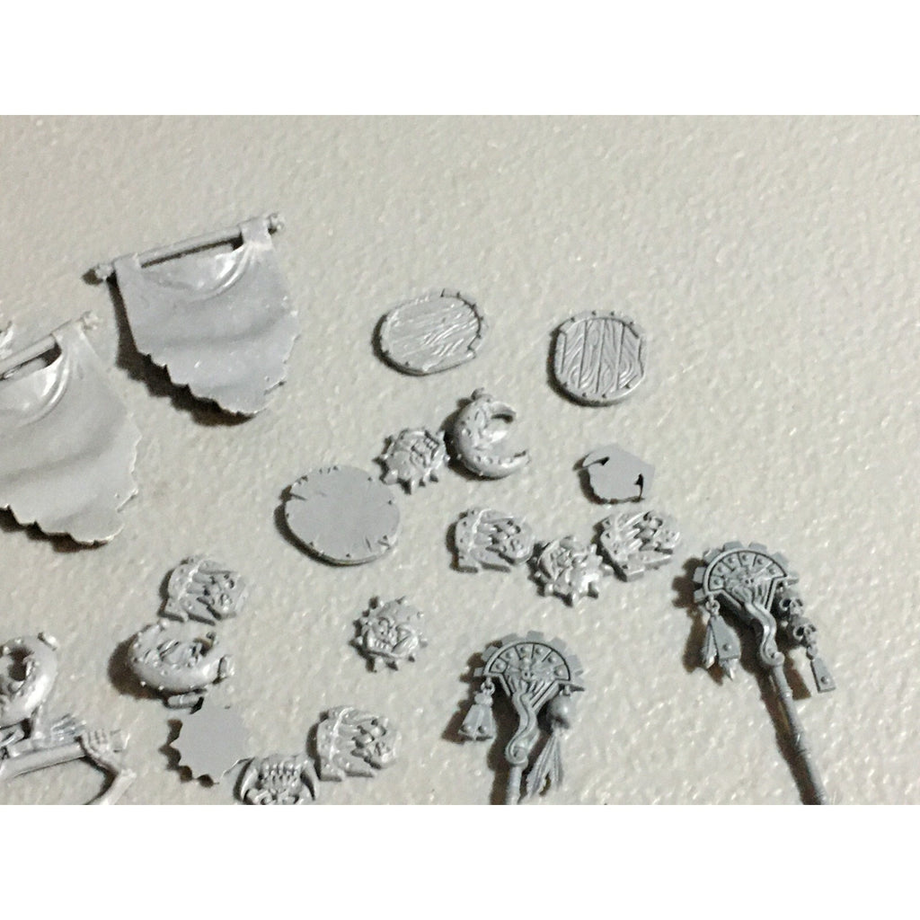 A20847 WARHAMMER FANTASY BITS LOT MIXED HIGH ELVES SKELETONS DRYADS ORCS