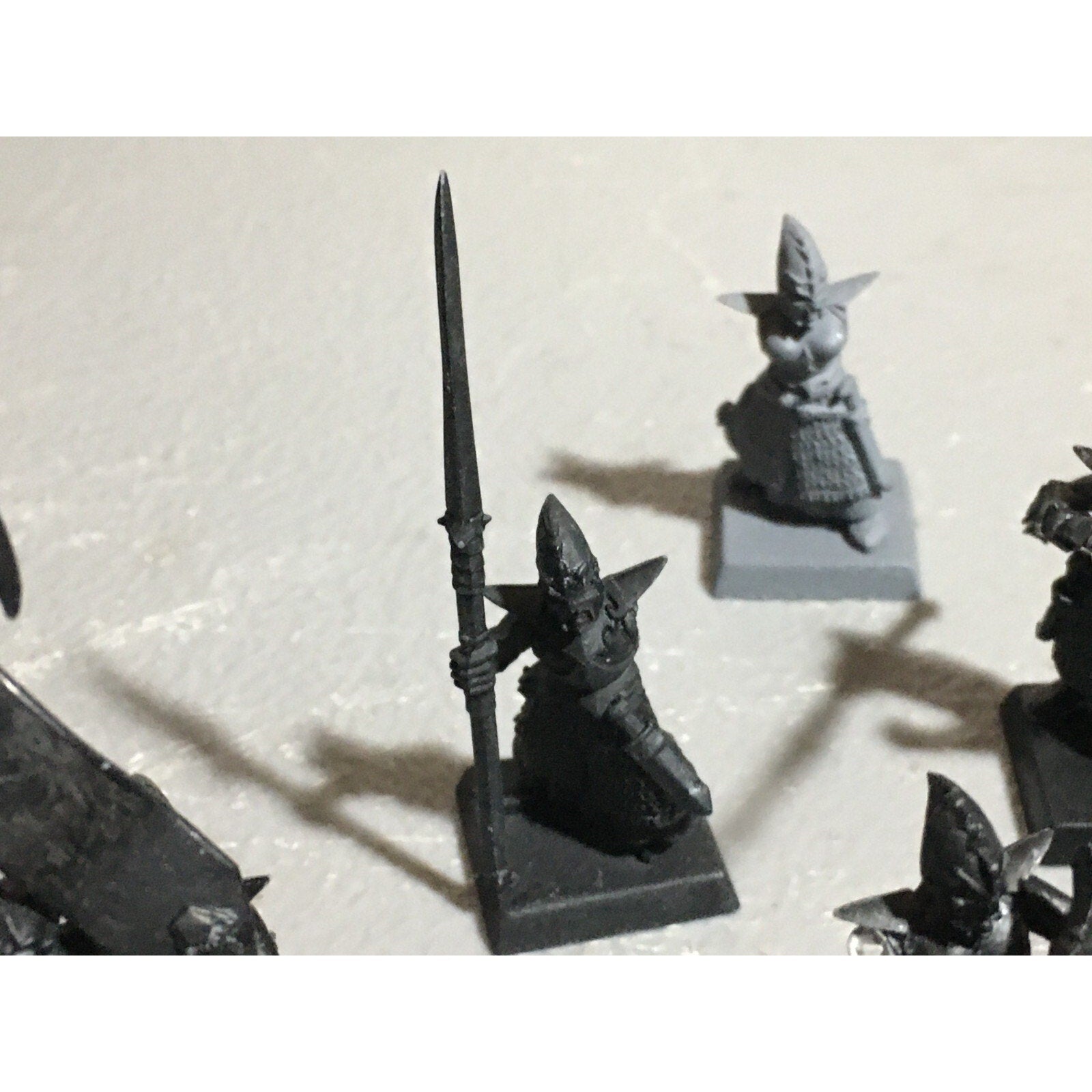 A22066 WARHAMMER FANTASY DARK ELVES INCOMPLETE SPEARMEN & COLD ONE GW