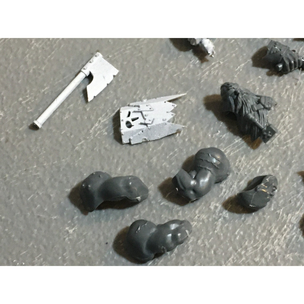 A18545 WARHAMMER FANTASY AOS MIXED BITS LOT OGRE ORC DARK ELVES DWARFS GW
