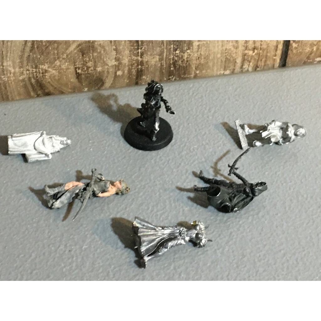 A32527 UNKNOWN METAL MINIATURES FEMALE LOT SOME INCOMPLETE WARRIOR SOLDIER