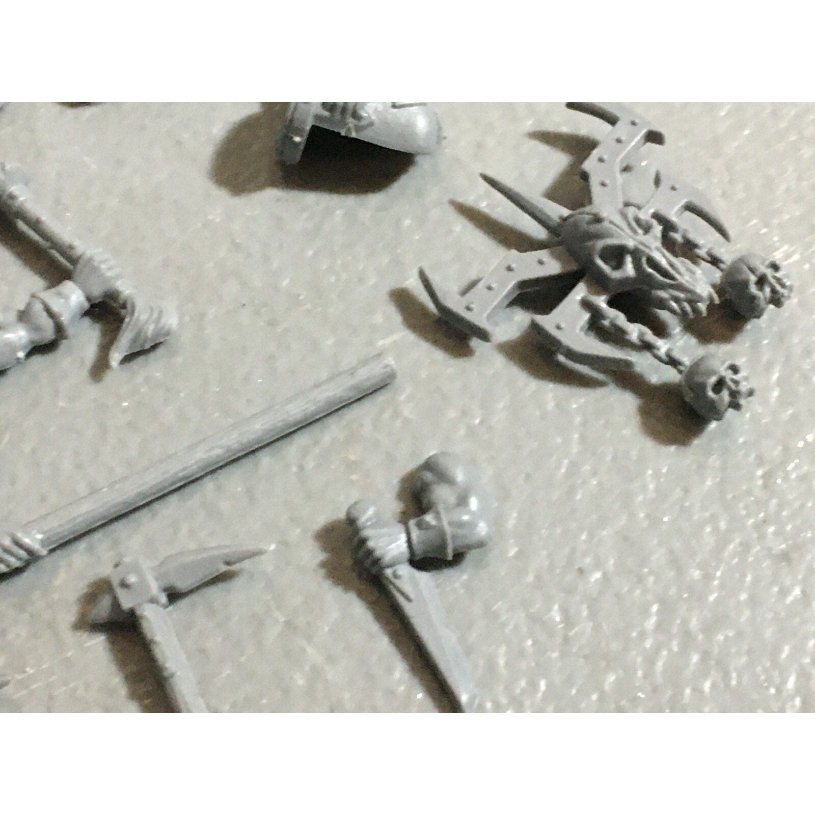A22188 WARHAMMER FANTASY CHAOS MORTALS BITS LOT MIXED MARAUDER COMMAND & ARMS GW