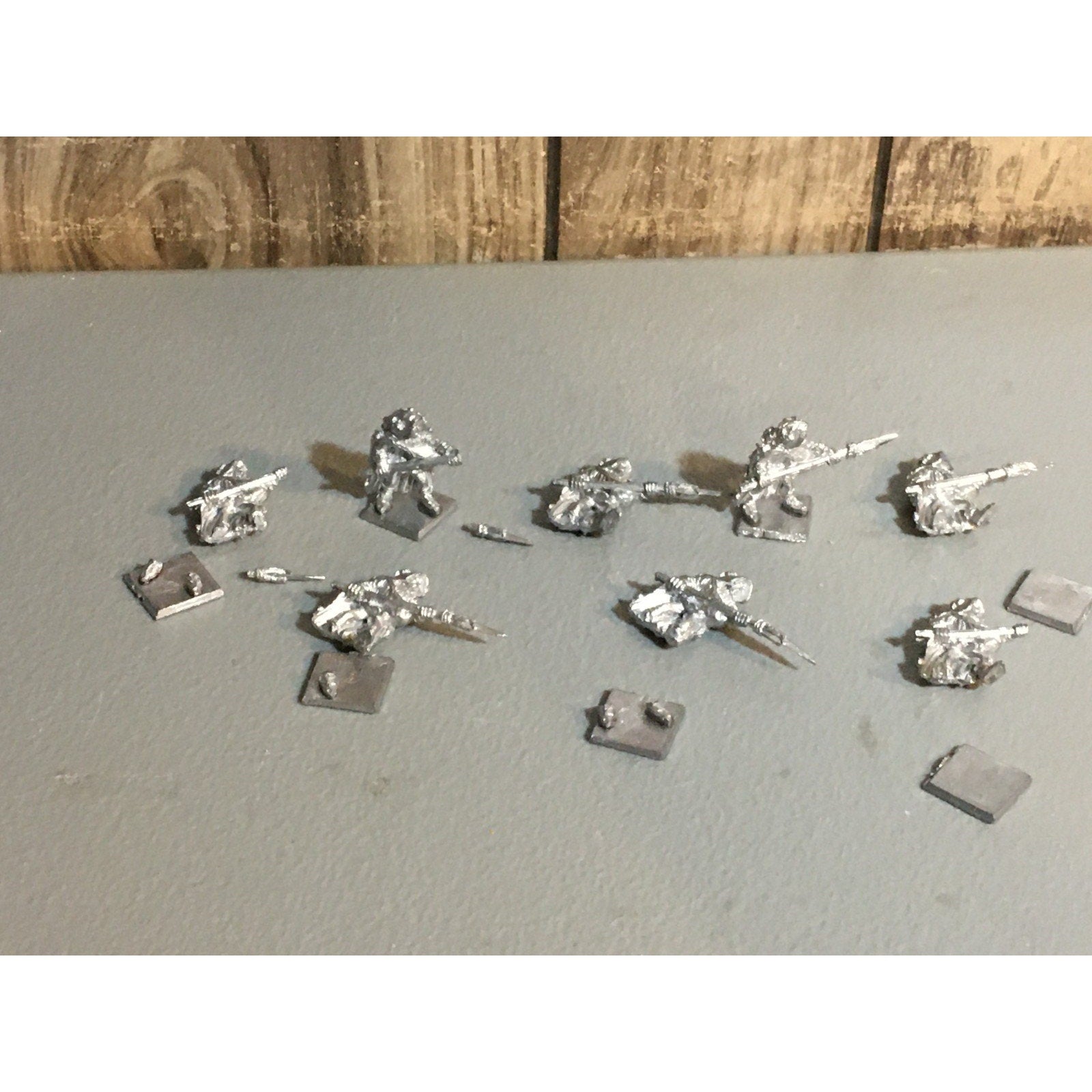 A24879 UNKNOWN METAL MINIATURES TABLETOP WARGAMES 8 PK HUMAN SPEARMEN