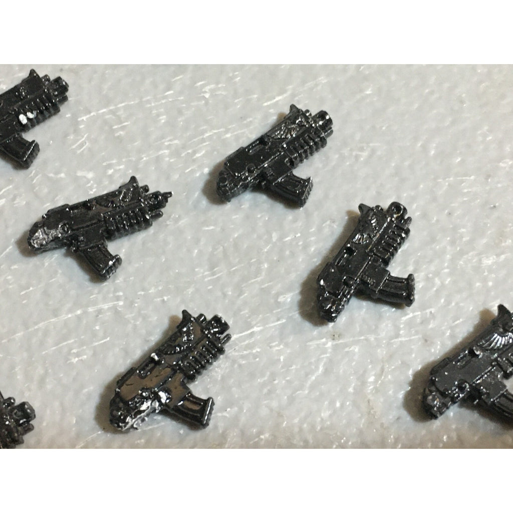 A22959 WARHAMMER 40K SPACE MARINES BITS LOT BOLTERS GAMES WORKSHOP GW