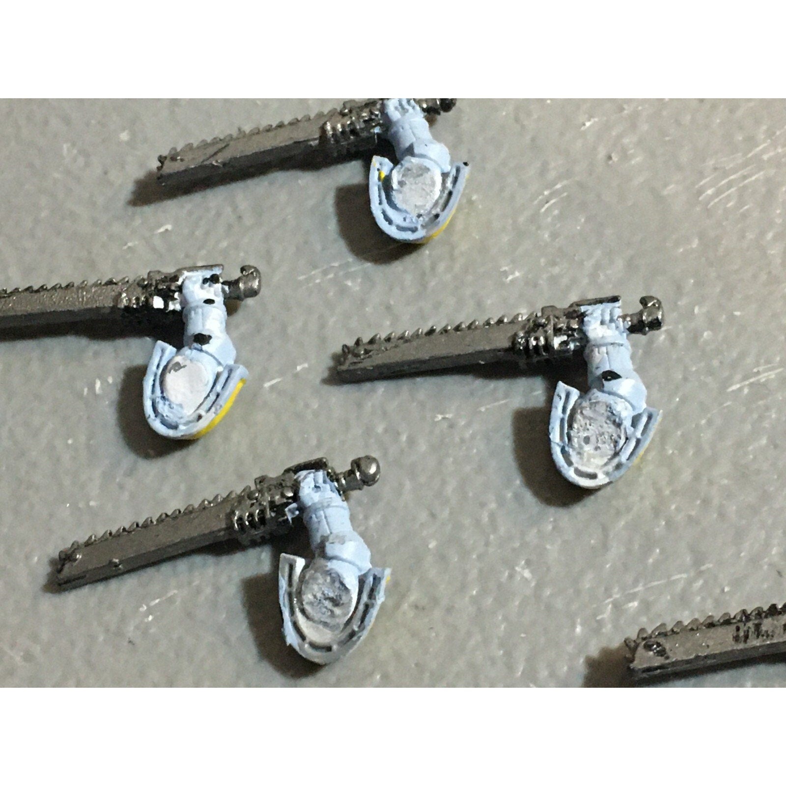 A22985 WARHAMMER 40K SPACE MARINES BITS LOT CHAINSWORD ARMS GW GAMES WORKSHOP