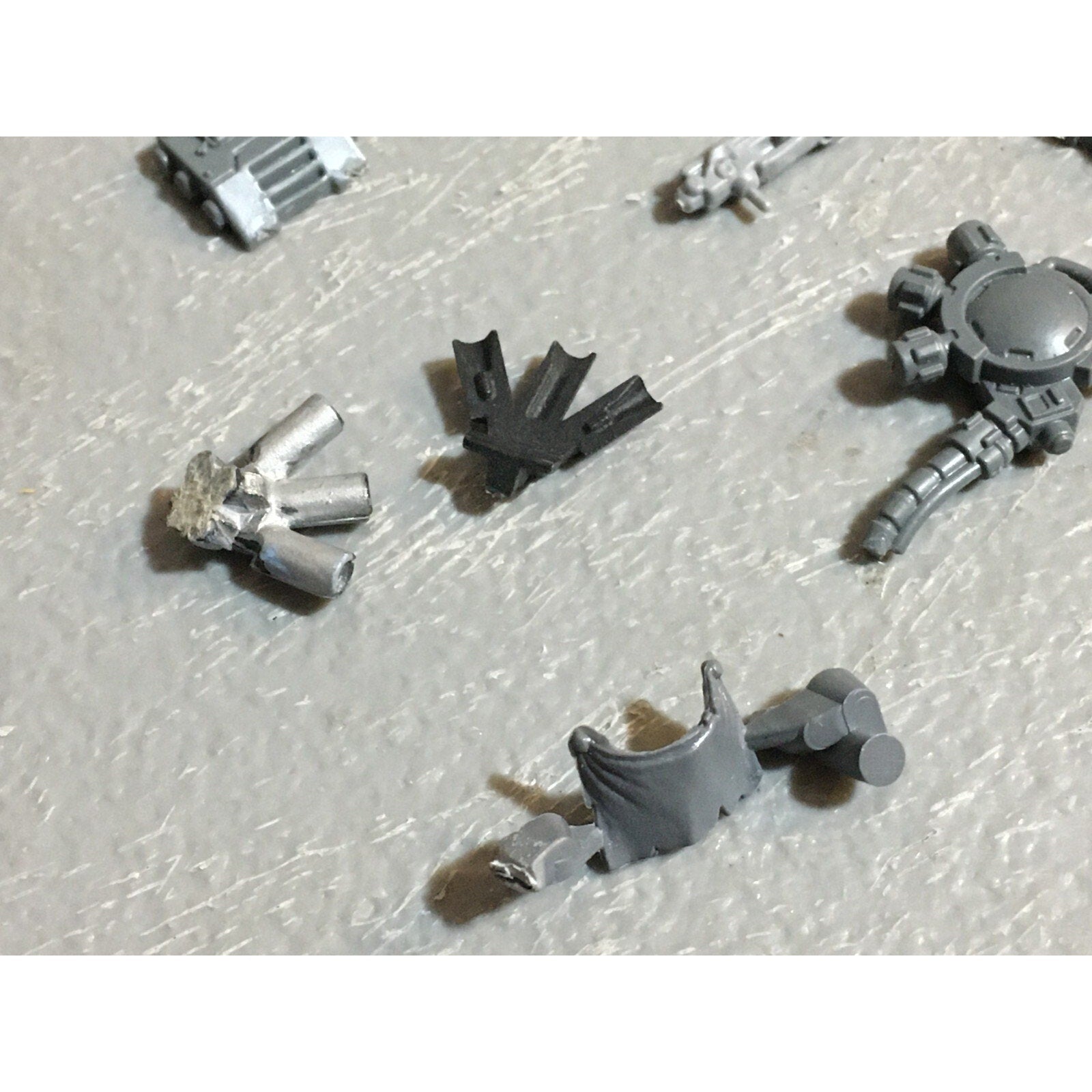 A23464 WARHAMMER 40K SPACE MARINES BITS LOT MIXED VEHICLE HEAVY GAMES WORKSHOP