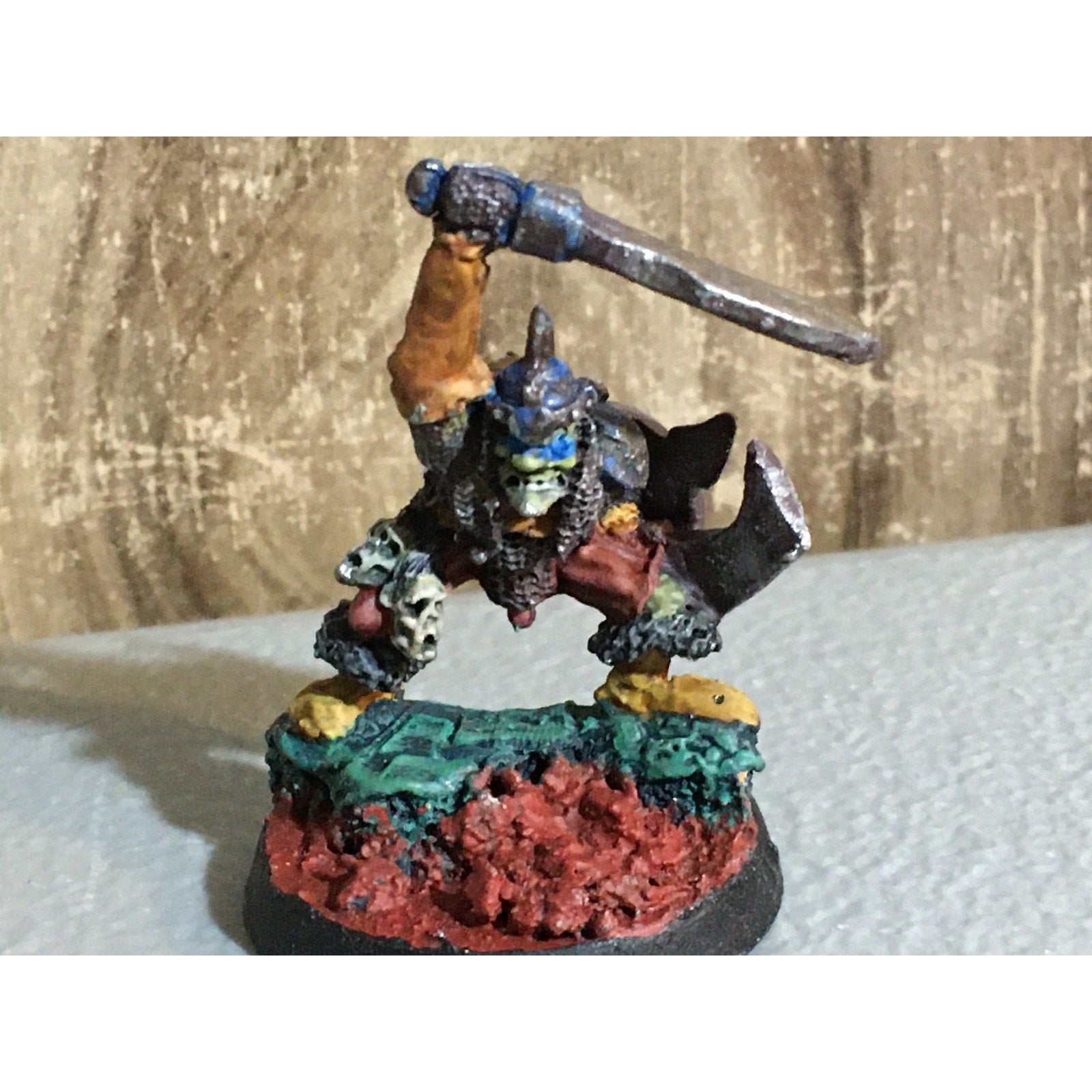 A32473 WARHAMMER FANTASY CITADEL VINTAGE HOBGOBLIN CHAMPION METAL PAINT BASE