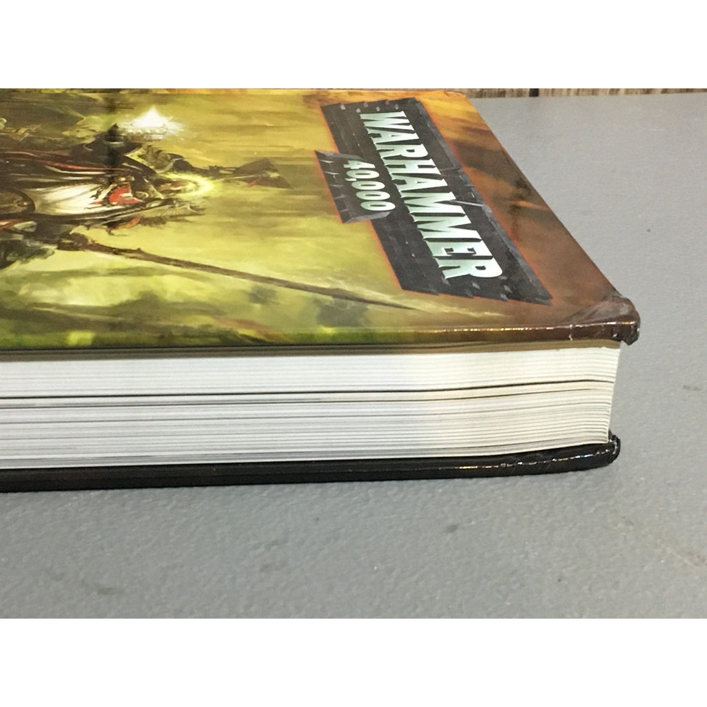 BOOK WARHAMMER 40K GRIM DARKNESS 6TH ED CORE RULE BOOK USED HB HARDBACK