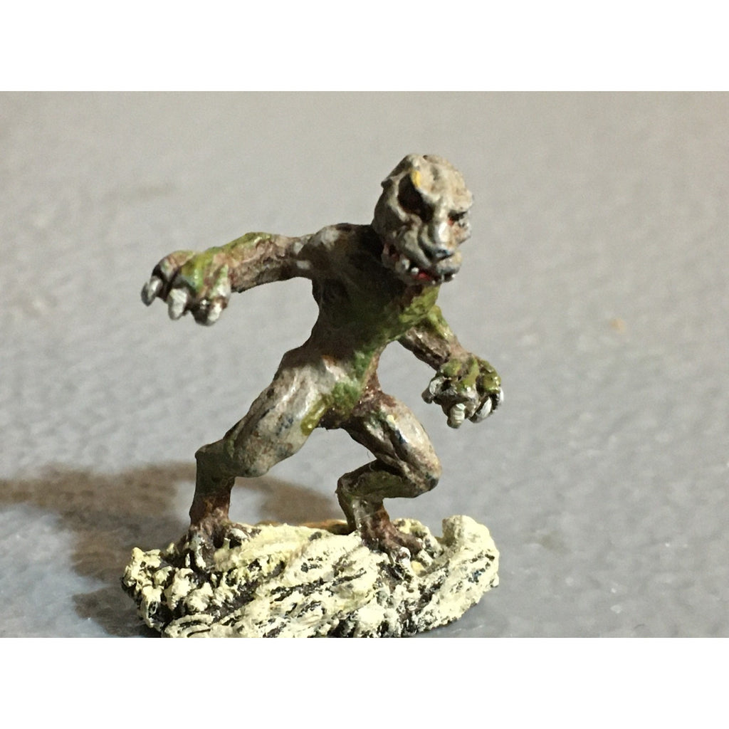 A24752 GRENADIER METAL GHOUL & GHOUL FEMALE PAINTED DUNGEONS & DRAGONS ...