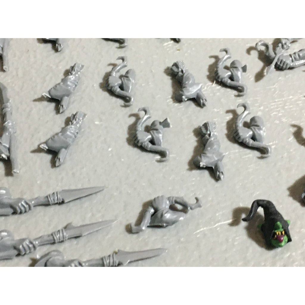 A22044 WARHAMMER FANTASY ORCS & GOBLINS NIGHT GOBLIN BITS LOT MIXED GW