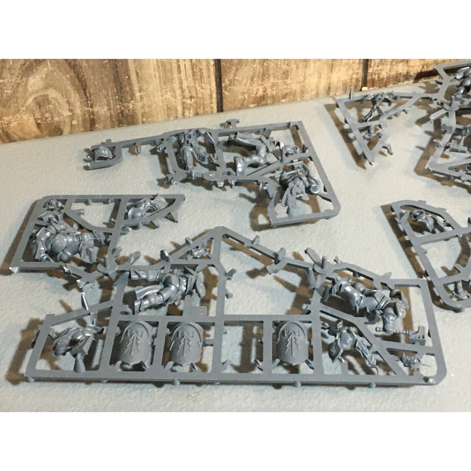 A24339 WARHAMMER AOS STORMCAST ETERNALS LIBERATORS NOS 8 PK MISS 1 SHIELD GW