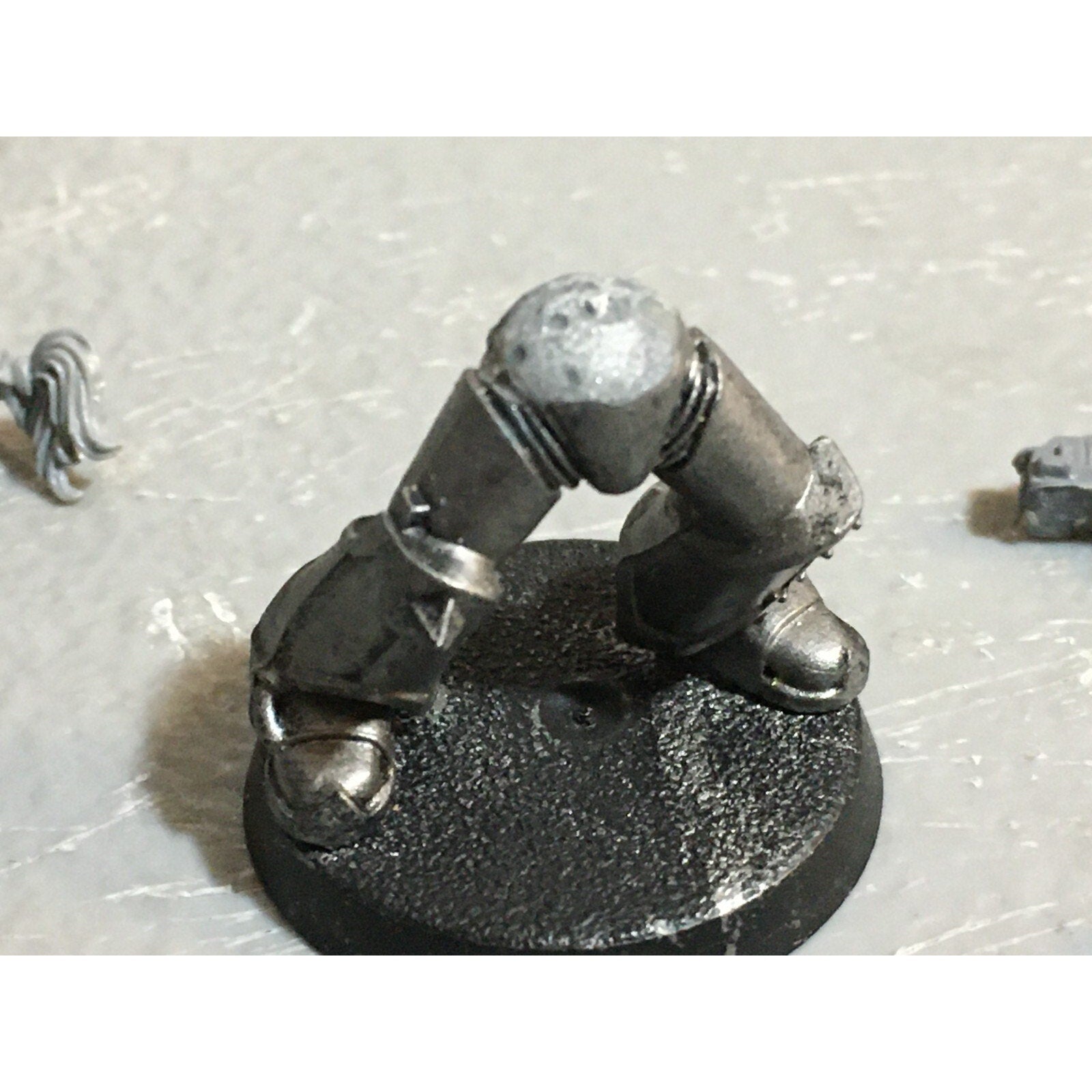 A23156 WARHAMMER 40K CHAOS SPACE MARINES BITS LOT MIXED LEGS ARMS HEADS GW