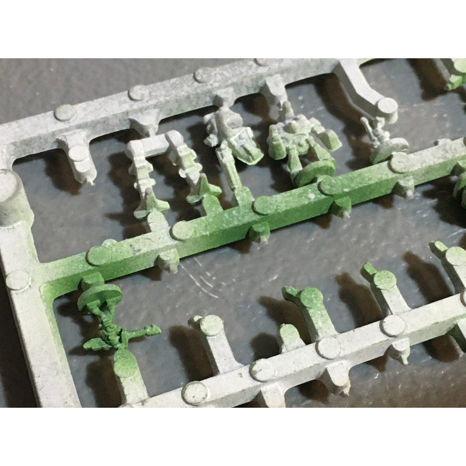 A24561 EPIC 40K IMPERIAL GUARD ROBOTS BIKES WAR WALKERS ON SPRUE GW WARHAMMER