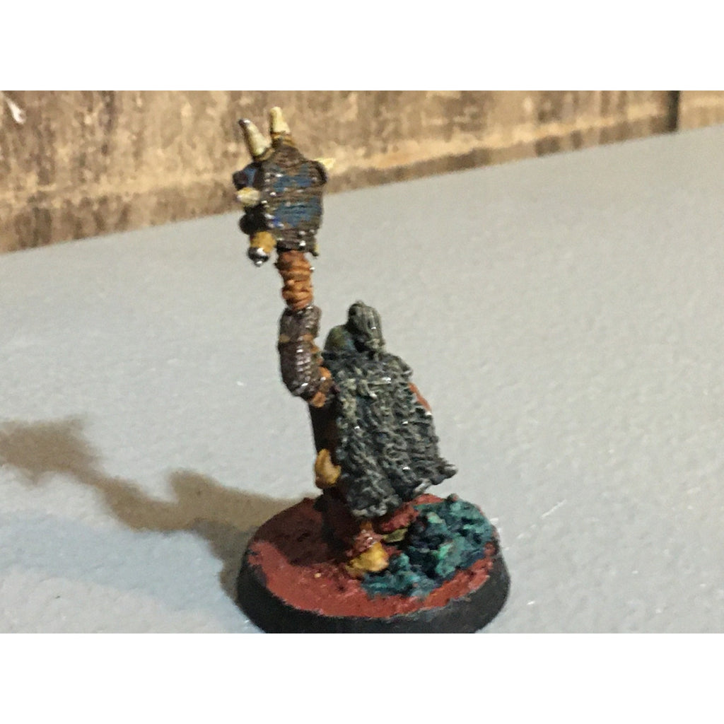 A30008 WARHAMMER FANTASY REG RENOWN DESPOILING HOBGOBLIN DARKLAND STANDARD GW
