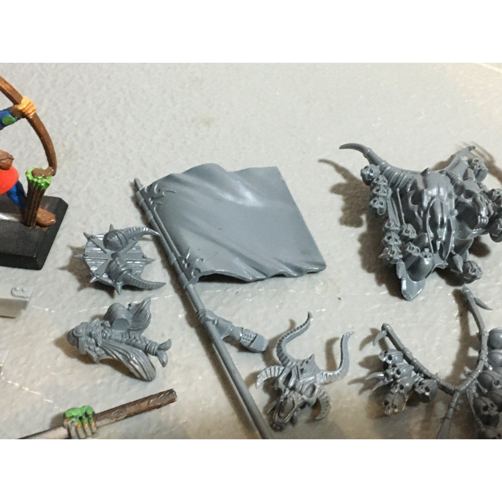 A20140 WARHAMMER AOS FANTASY BITS LOT ORCS EMPIRE CHAOS LIZARDMEN OGRE