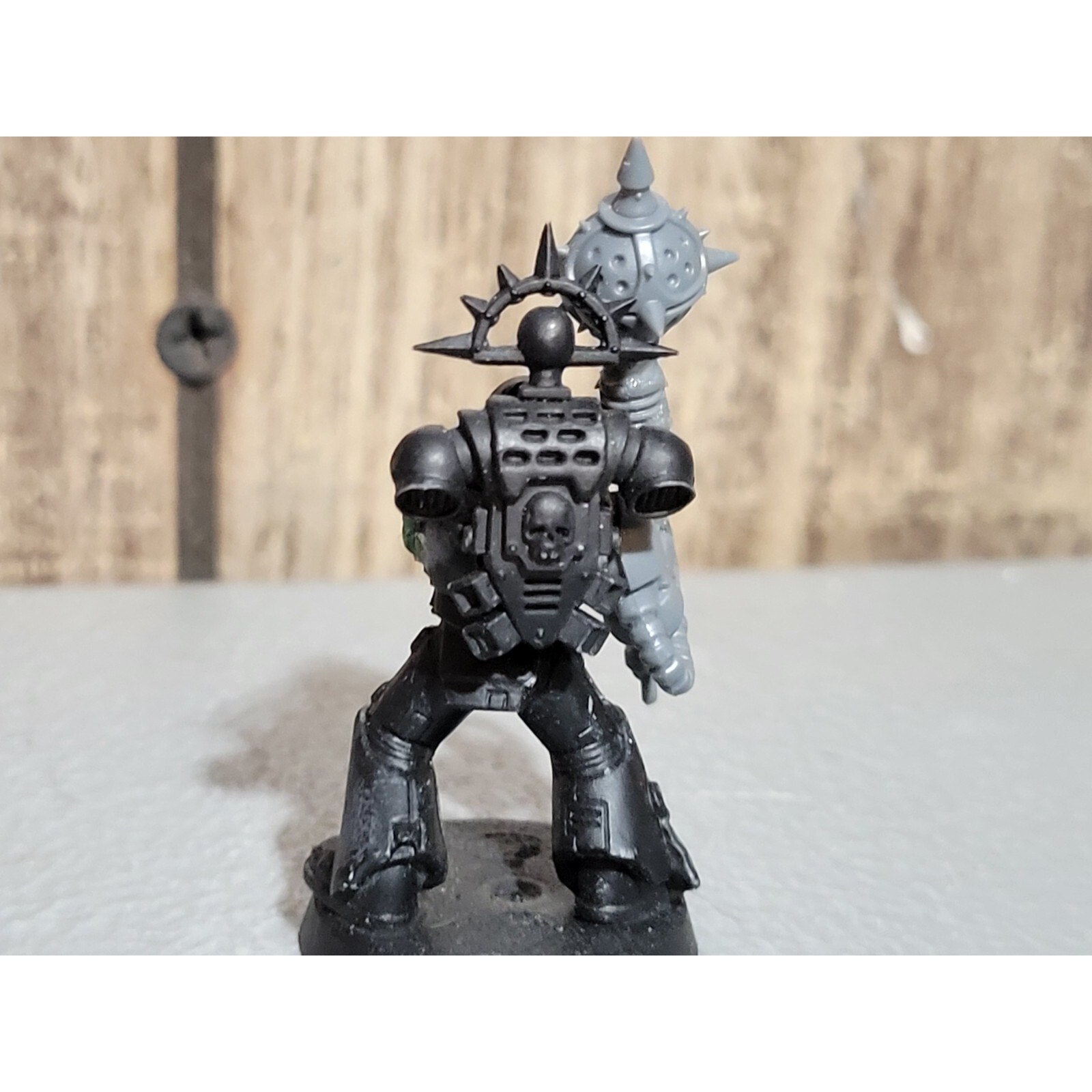 A18415 WARHAMMER 40K SPACE MARINES CAPTAIN LIEUTENANT CUST STORM BOLTER MACE