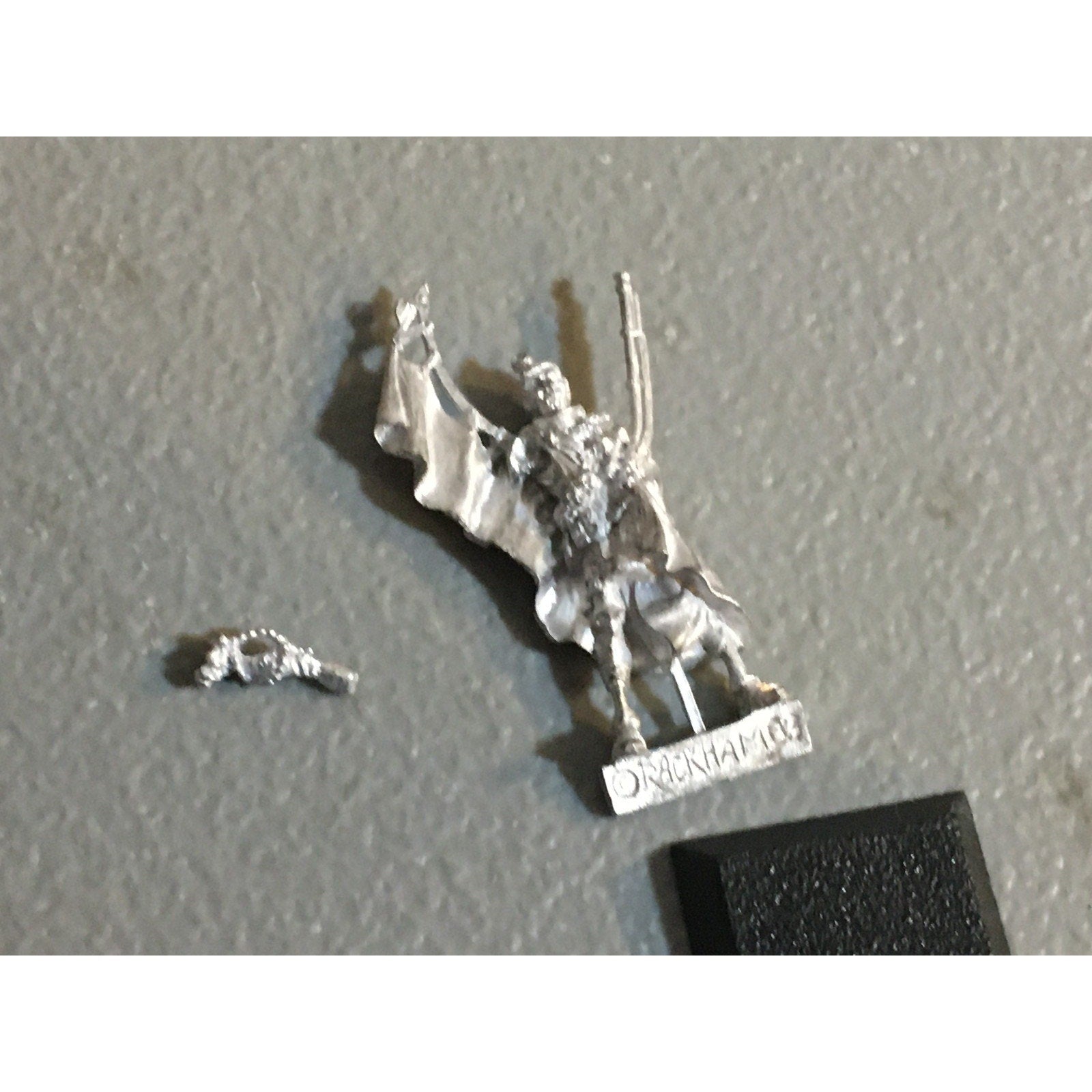A32710 RACKHAM CONFRONTATION GRIFFINS VENERABLE AMBROSIUS METAL TABLETOP