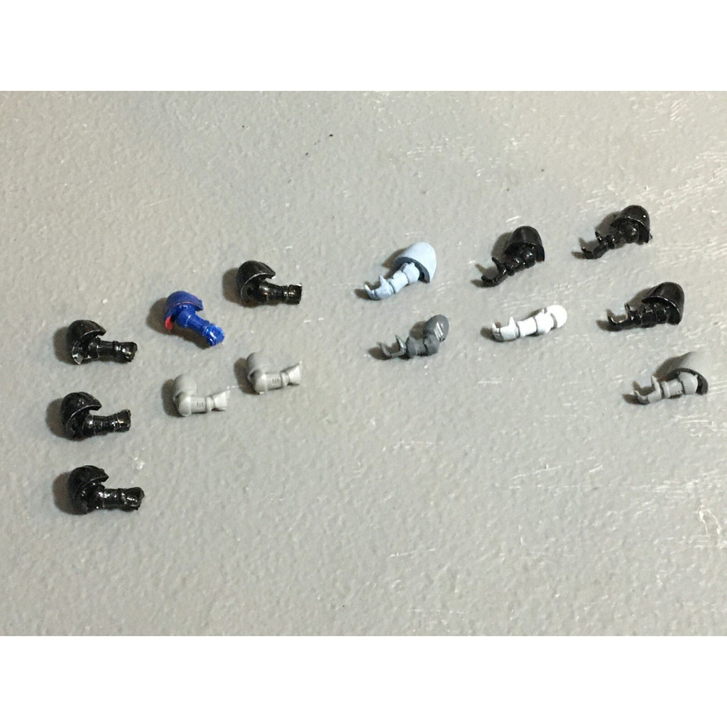 A22986 WARHAMMER 40K SPACE MARINES BITS LOT ARMS GW GAMES WORKSHOP