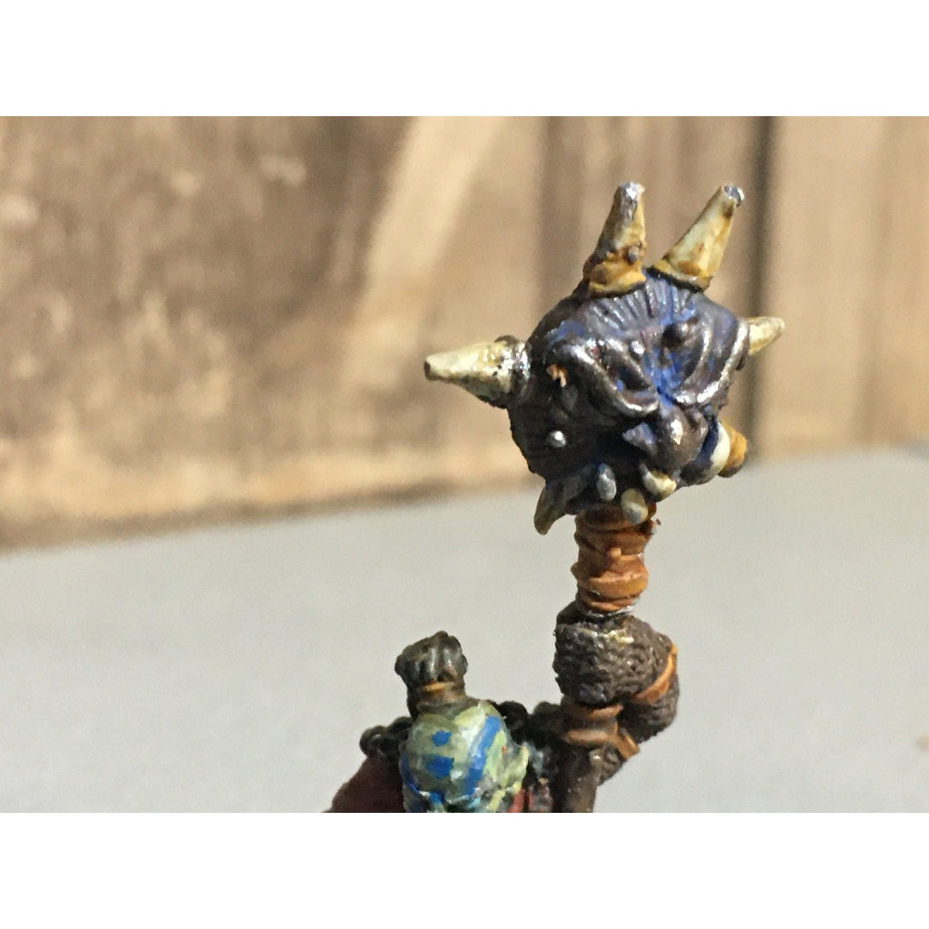 A30008 WARHAMMER FANTASY REG RENOWN DESPOILING HOBGOBLIN DARKLAND STANDARD GW