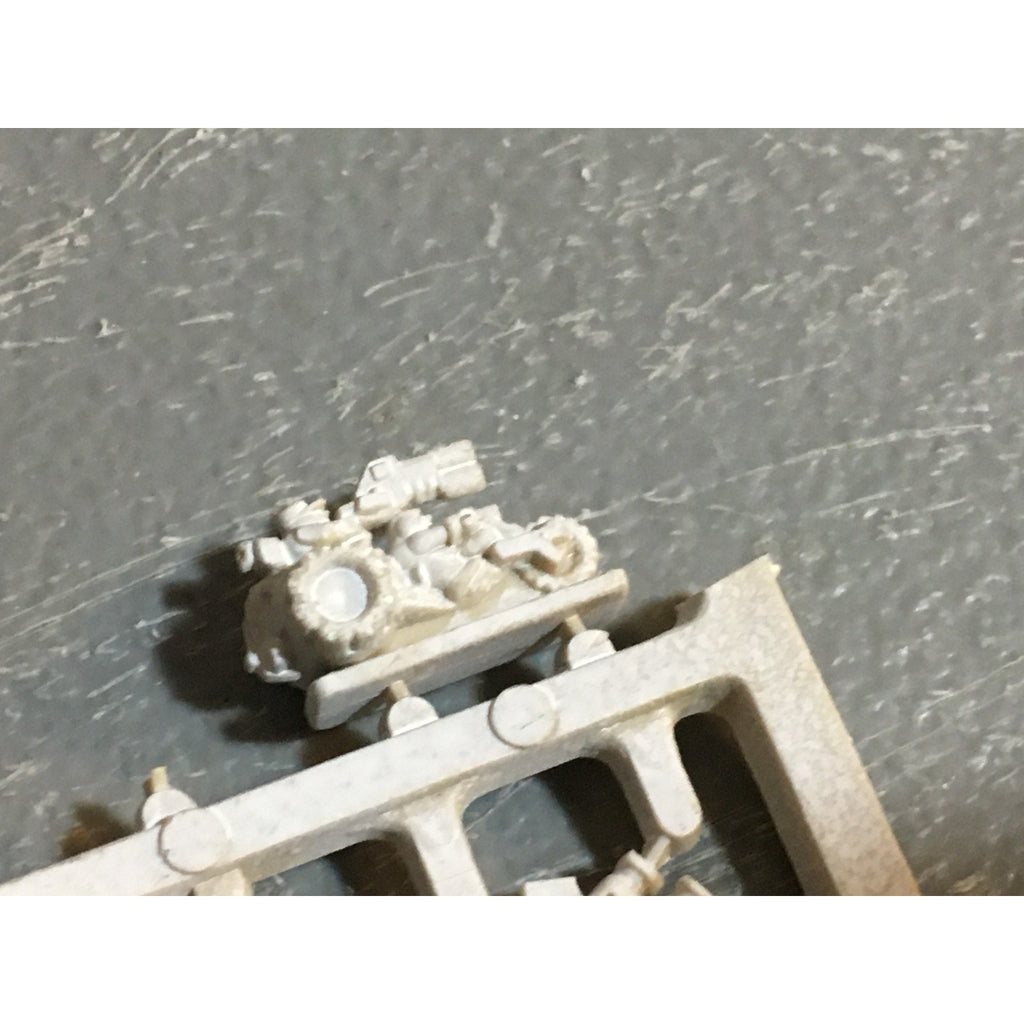 A24559 EPIC 40K SPACE MARINES SQUATS TRIKES THUDD GUNS ON SPRUE GW
