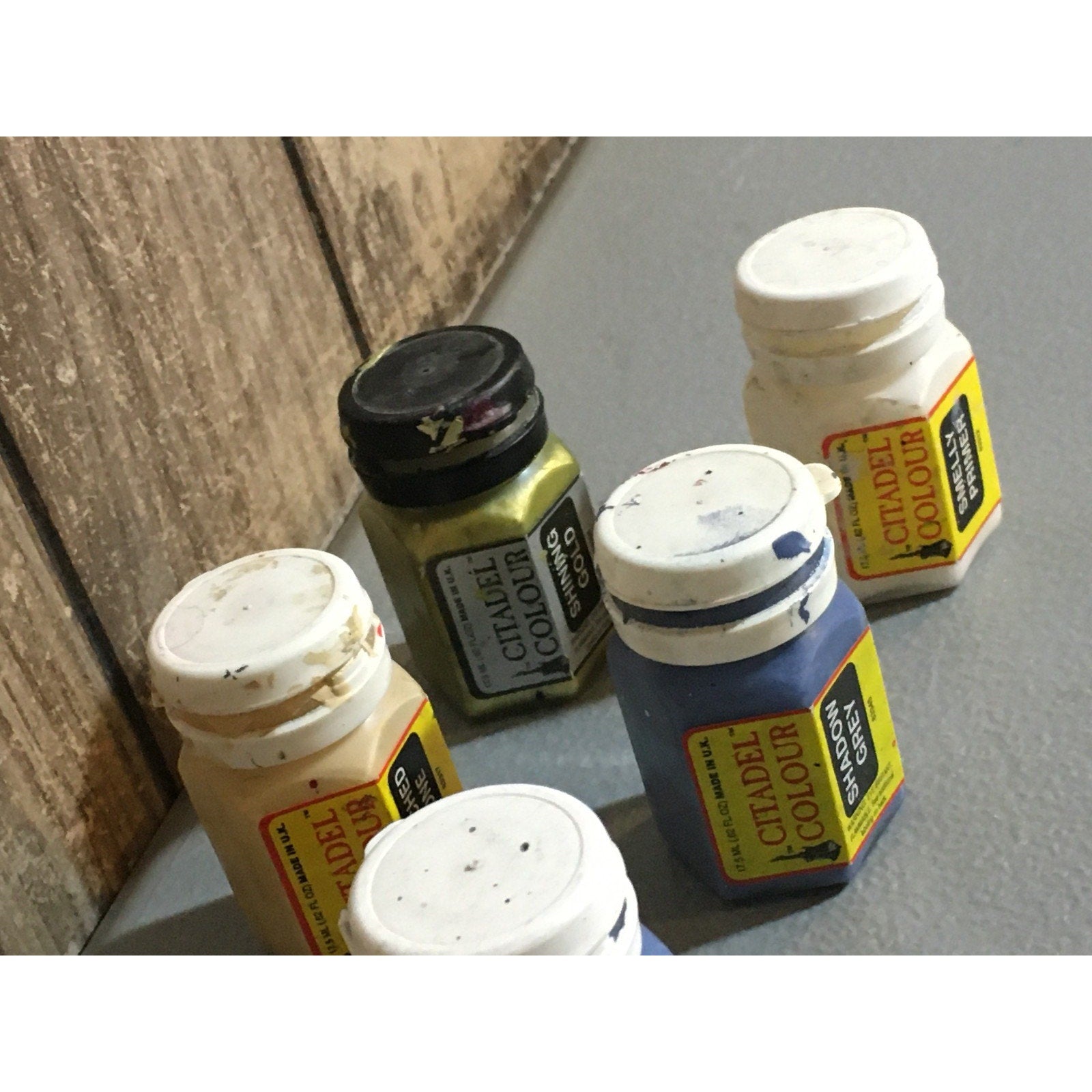 A33432 CITADEL COLOURS USED PAINT POTS 6 PK NO GOOD DRIED OOP GAMES WORKSHOP