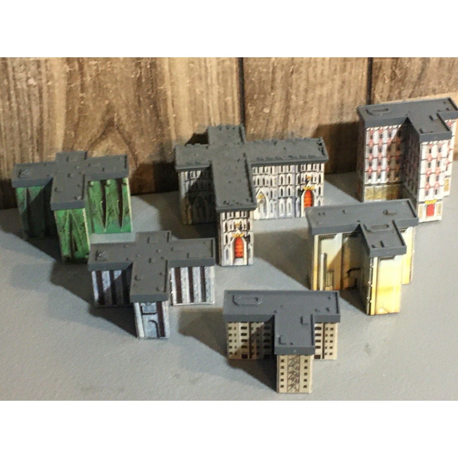 A31675 WARHAMMER EPIC 40K TERRAIN BUILDINGS PLASTIC & CARDSTOCK 6 PK