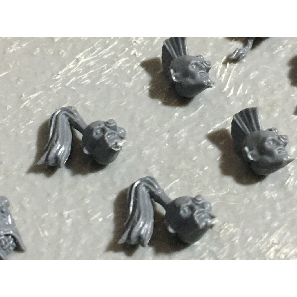 A22550 WARHAMMER 40K SPACE MARINES WOLVES BITS LOT SCOUT HEADS GAMES WORKSHOP GW