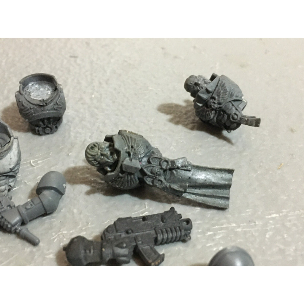 A20115 WARHAMMER 40K SPACE MARINES DARK BLOOD ANGELS BLACK TEMPLARS BITS LOT
