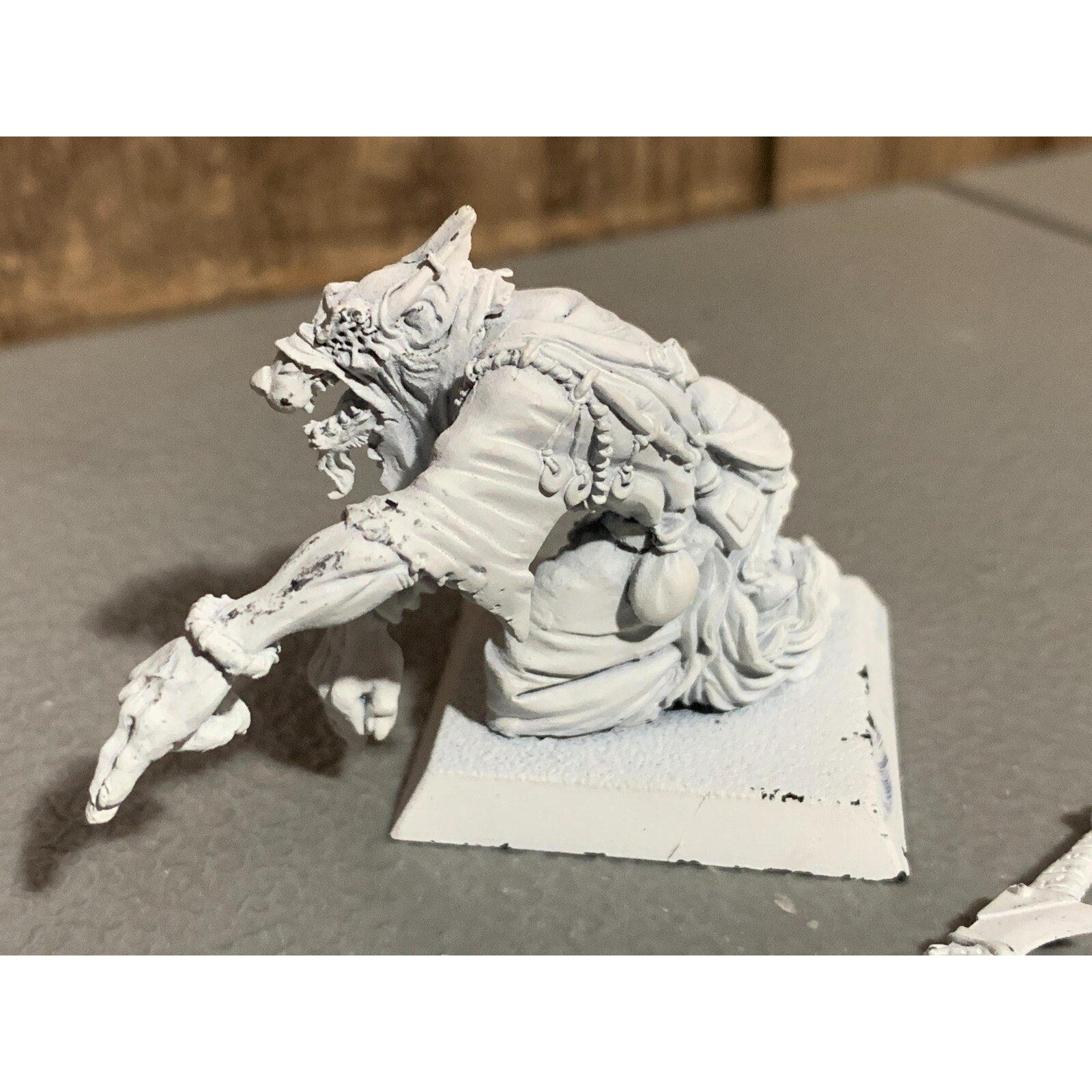 A16337 RACKHAM CONFRONTATION METAL OOP LONEWOLF 2
