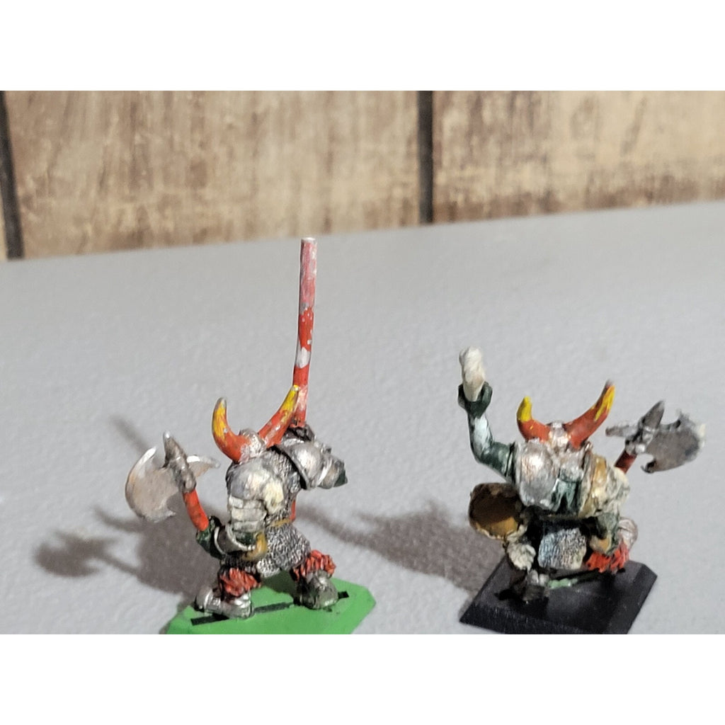 A19431 WARHAMMER FANTASY ORCS & GOBLINS METAL BLACK ORC MUSICIAN STANDARD NO TOP