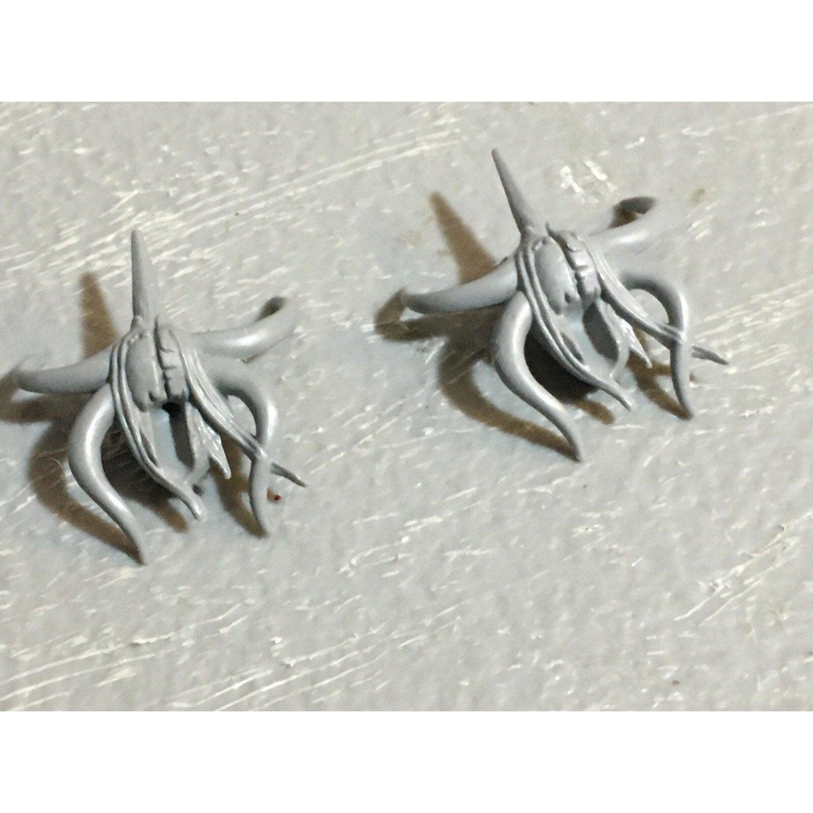 A23132 WARHAMMER FANTASY CHAOS BEASTMEN BITS LOT GORS BANNERS ARMS GW