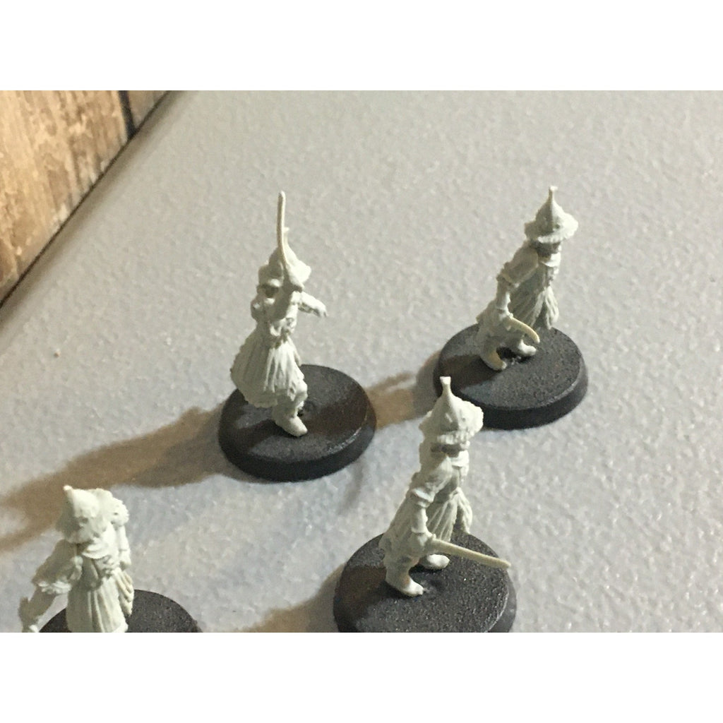 A30401 LOTR LORD RINGS GAMES WORKSHOP LAKE-TOWN GUARD 5 PK MISS 1 ARM FINECAST