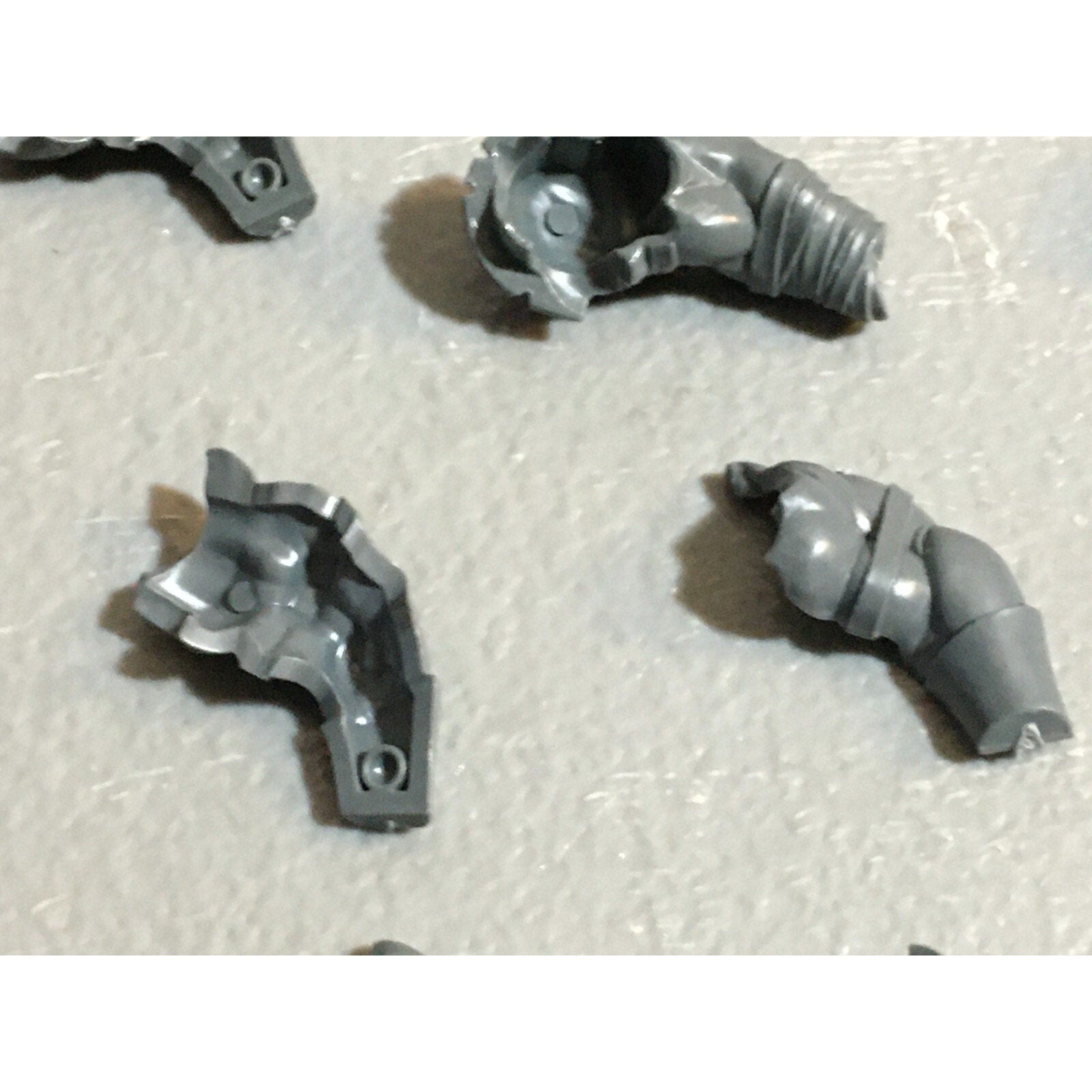A23169 WARHAMMER FANTASY CHAOS BEASTMEN BITS LOT MINOTAUR ARMS GW GAMES WORKSHOP