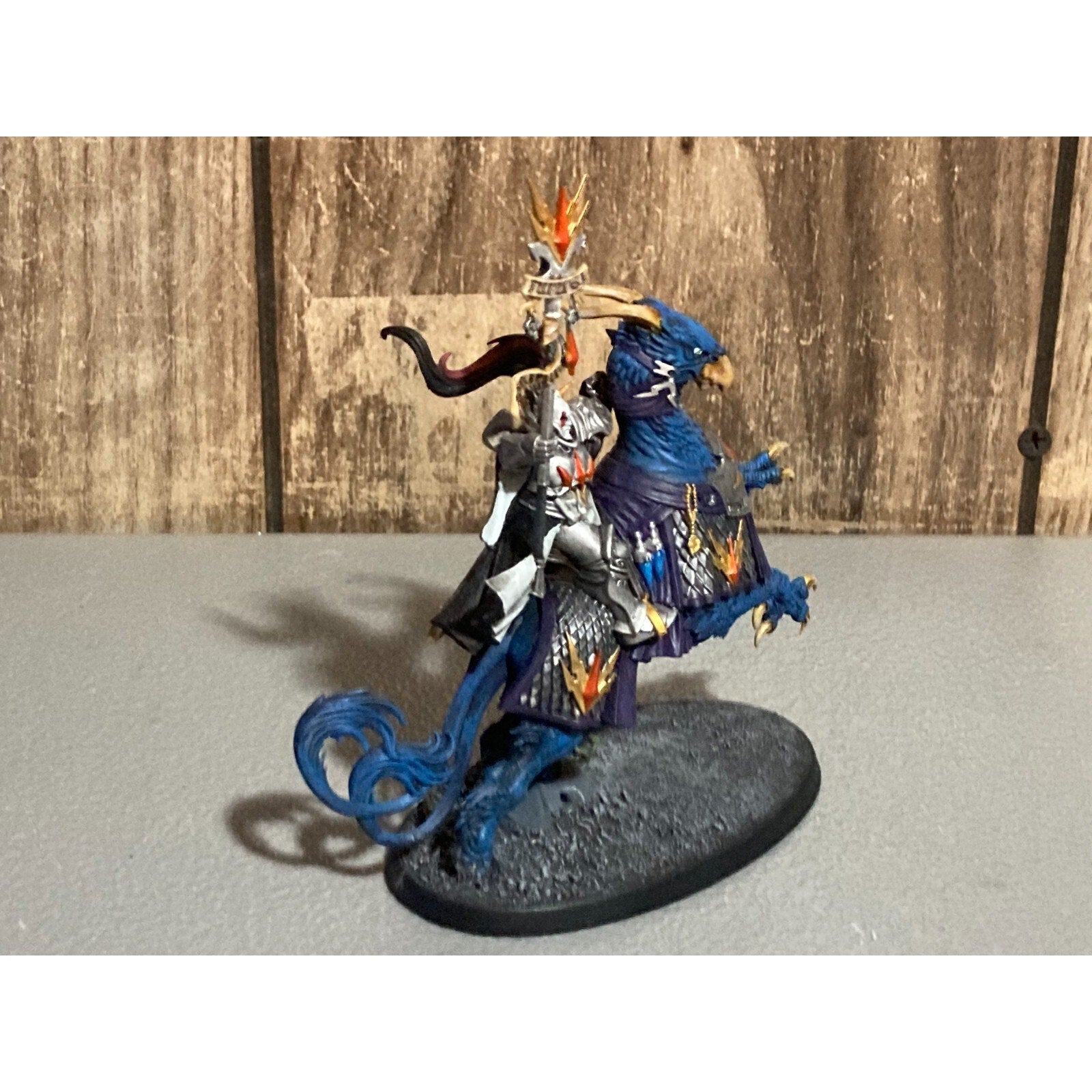 A19276 WARHAMMER AOS SIGMAR STORMCAST LORD ARCANUM GRYPH CHARGER PAINTED BASED