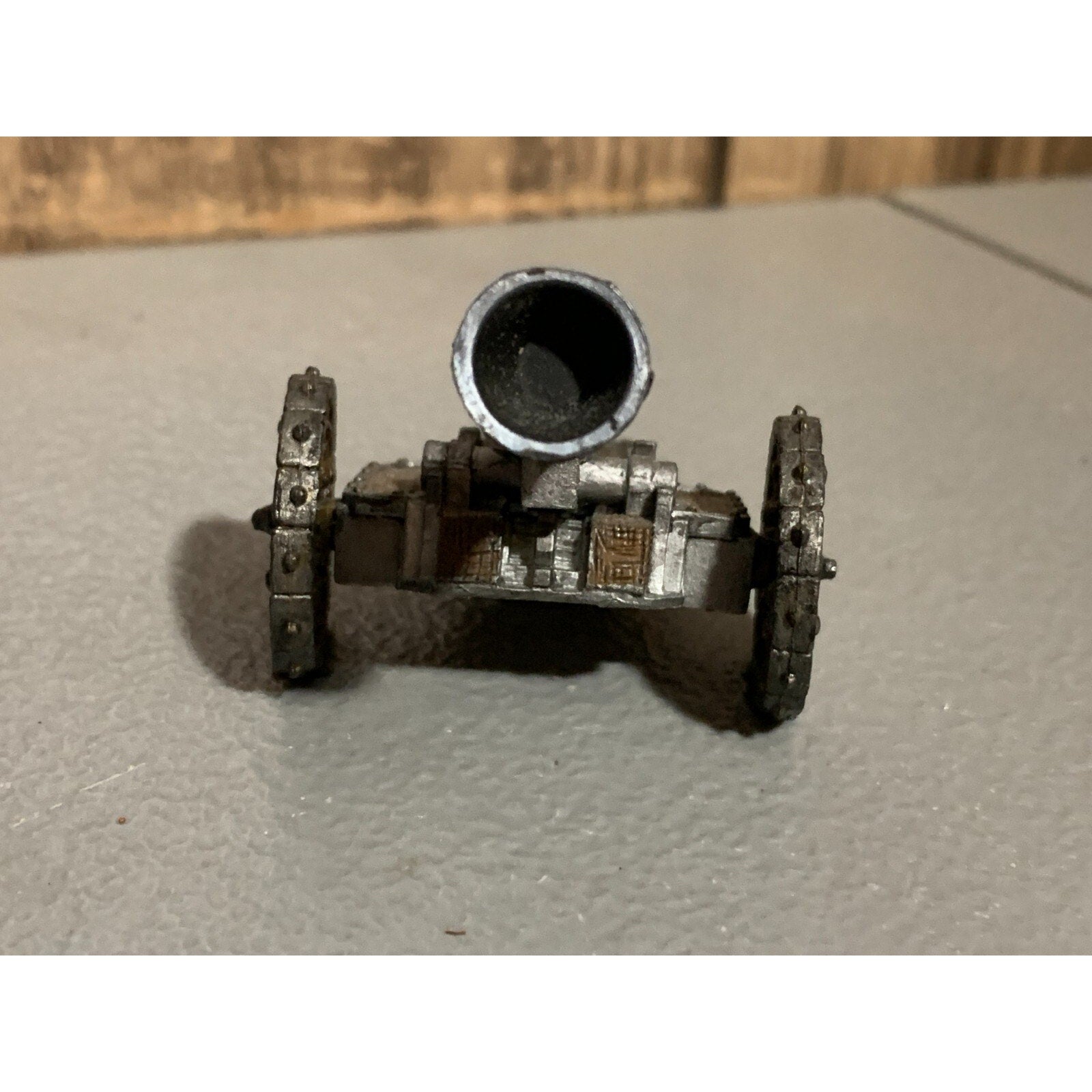 A16892 UNKNOWN MINIATURE TABLETOP WARGAMES CANNON ARTILLERY PLASTIC