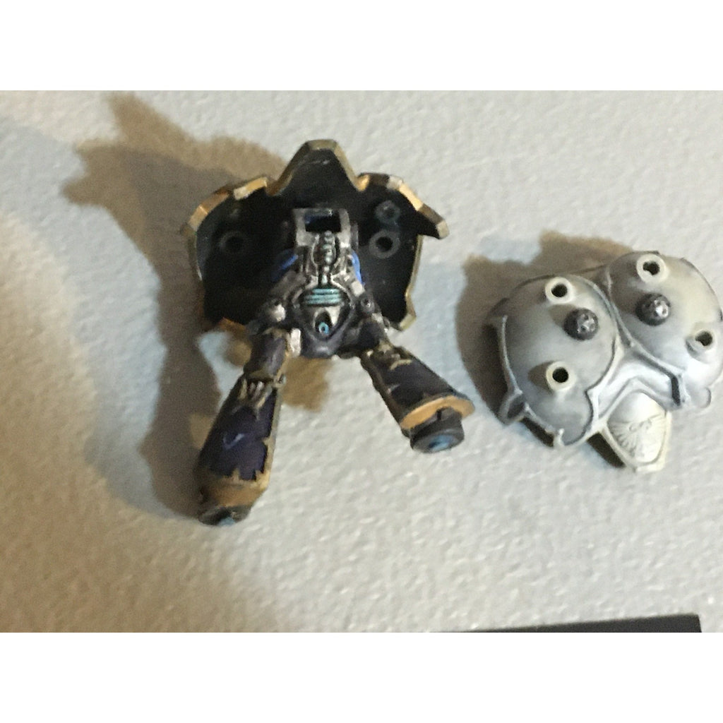 A33692 WARHAMMER 40K ADEPTUS TITANICUS WARLORD TITAN INCOMPLETE GW