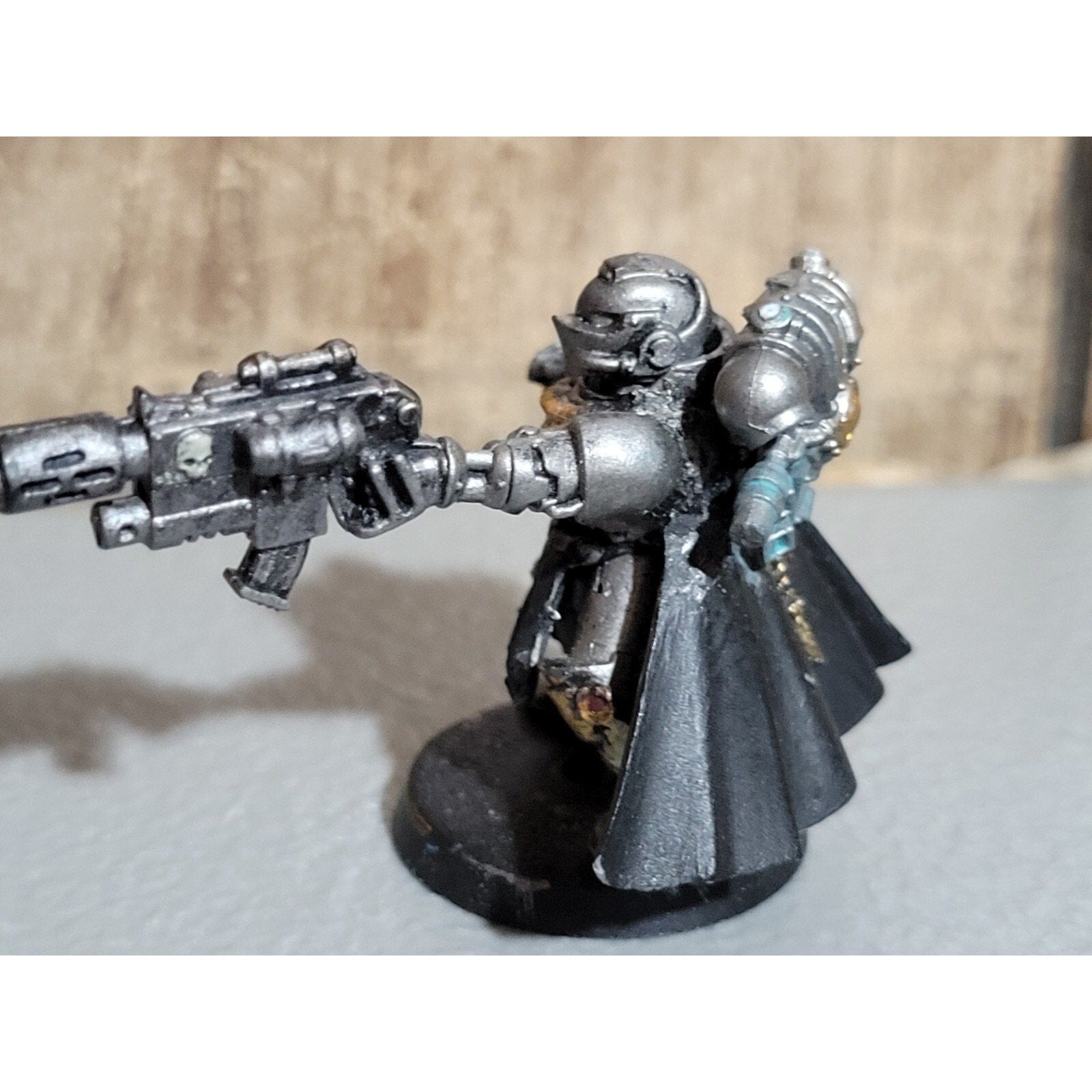 A18419 WARHAMMER 40K GREY KNIGHTS CUST CAPTAIN LIEUTENANT MISS SHOULDER PADS