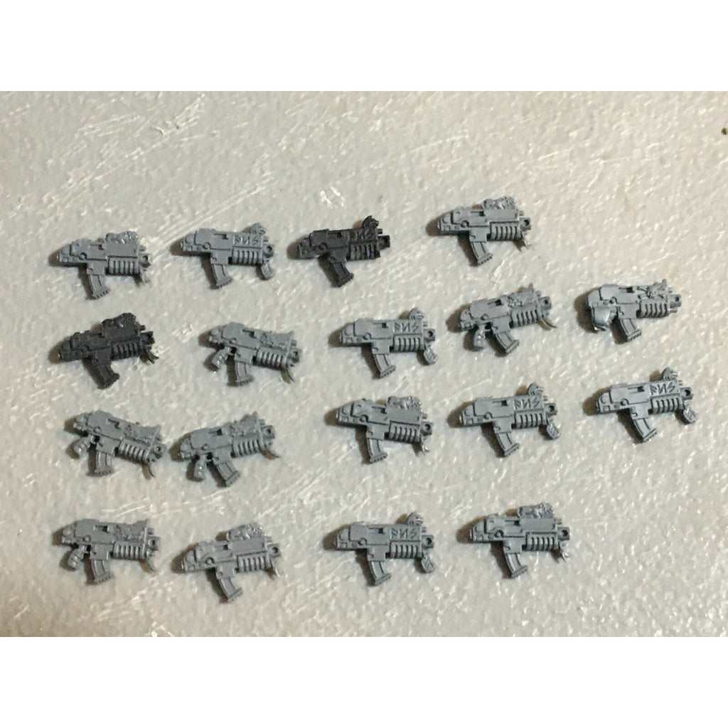 A22991 WARHAMMER 40K SPACE MARINES WOLVES BITS LOT BOLTERS GW
