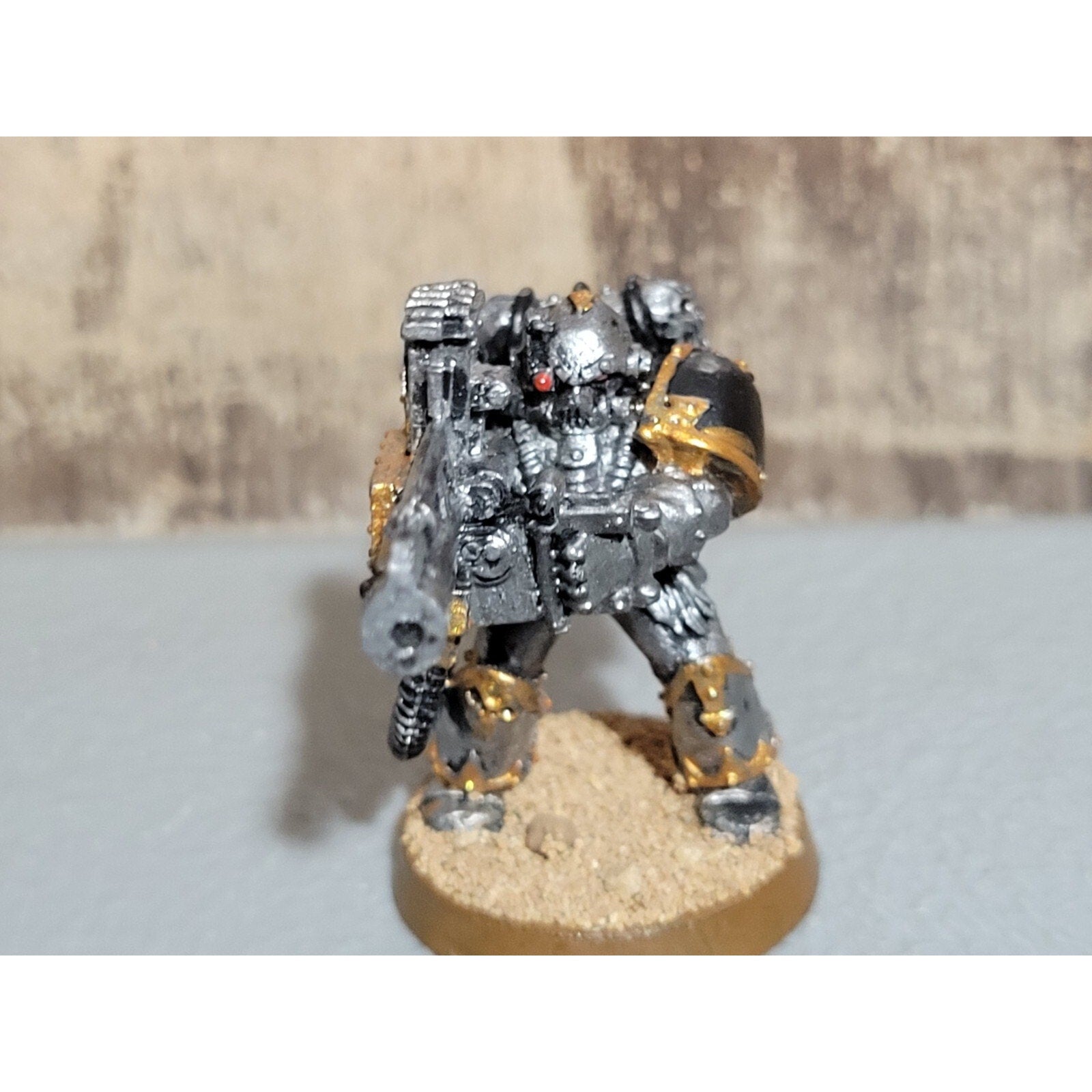 A18002 WARHAMMER 40K CHAOS SPACE MARINES METAL HAVOC PAINTED BASED AUTOCANNON