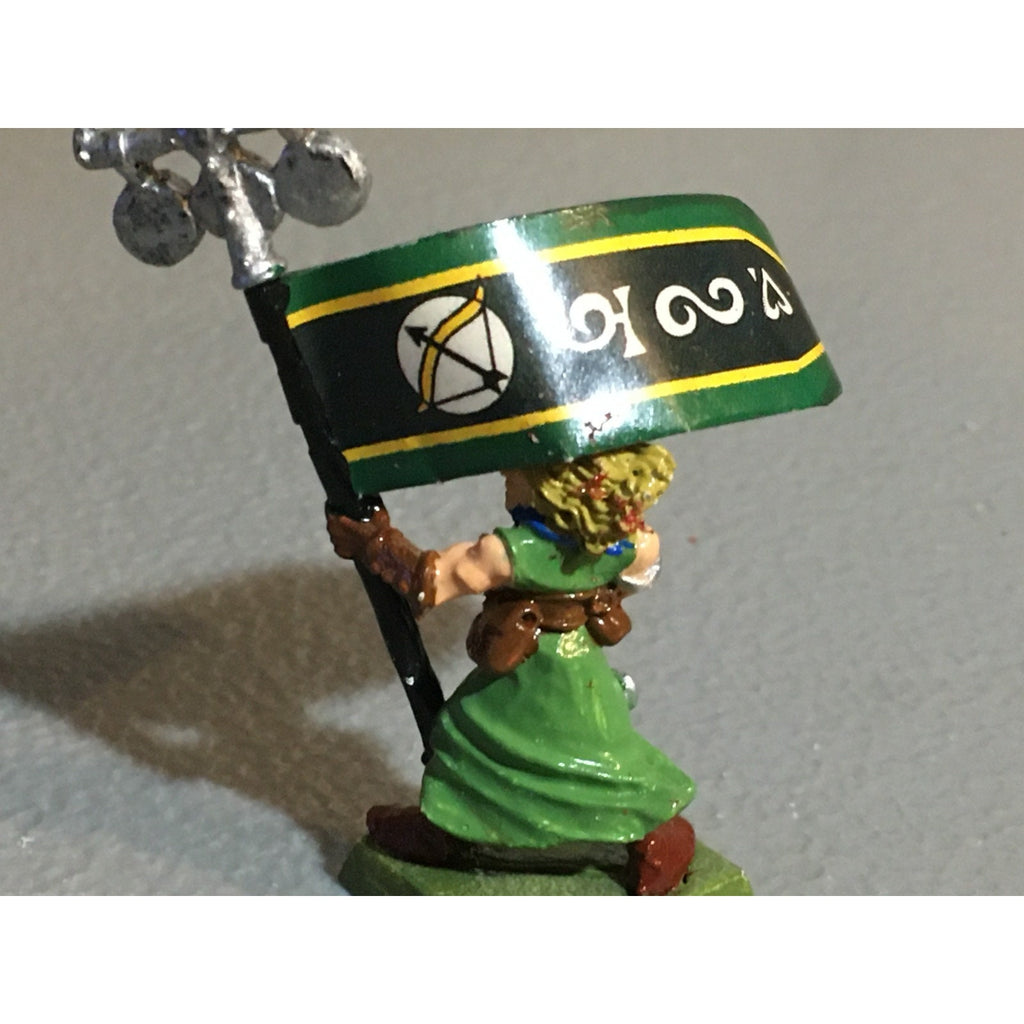 A24674 WARHAMMER FANTASY WOOD ELVES MOON STANDARD METAL PAINTED GW