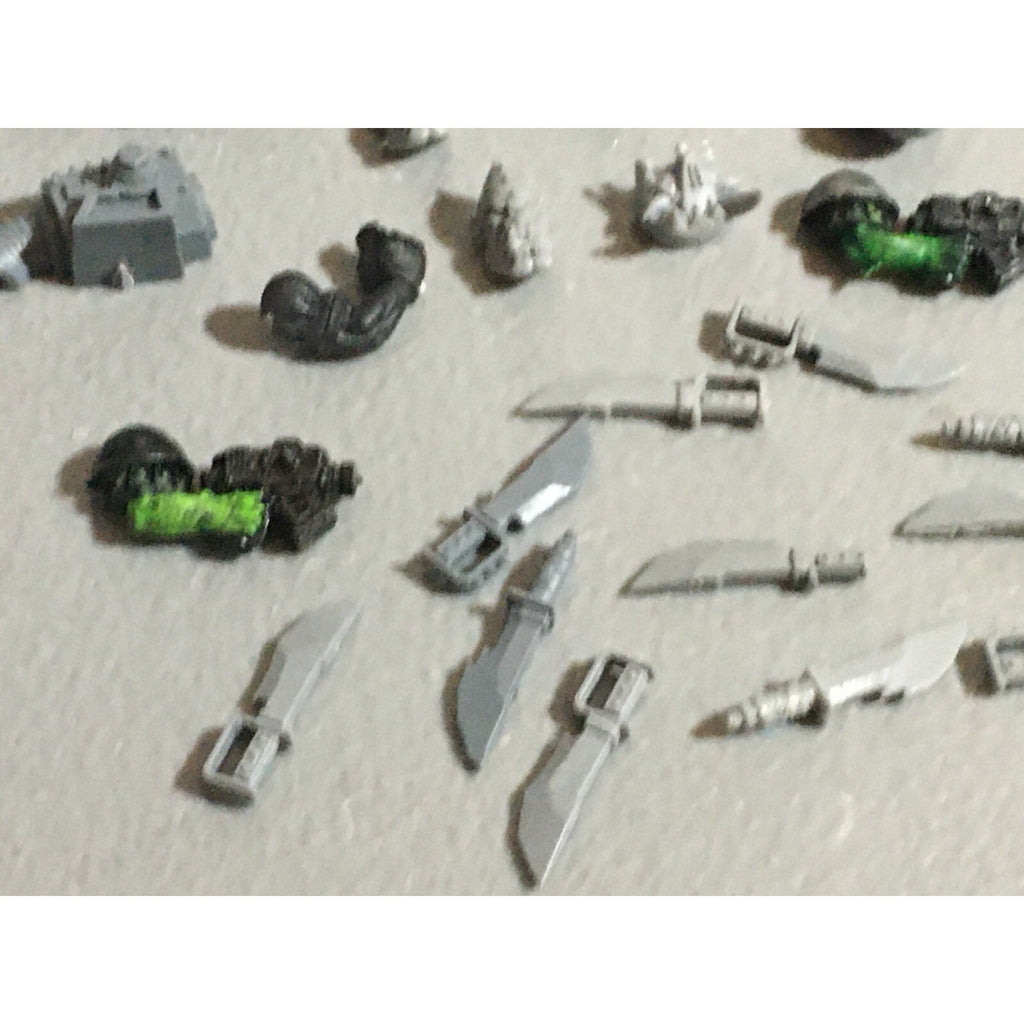 A22084 WARHAMMER 40K ORKS INCOMPLETE & BITS LOT GAMES WORKSHOP GW
