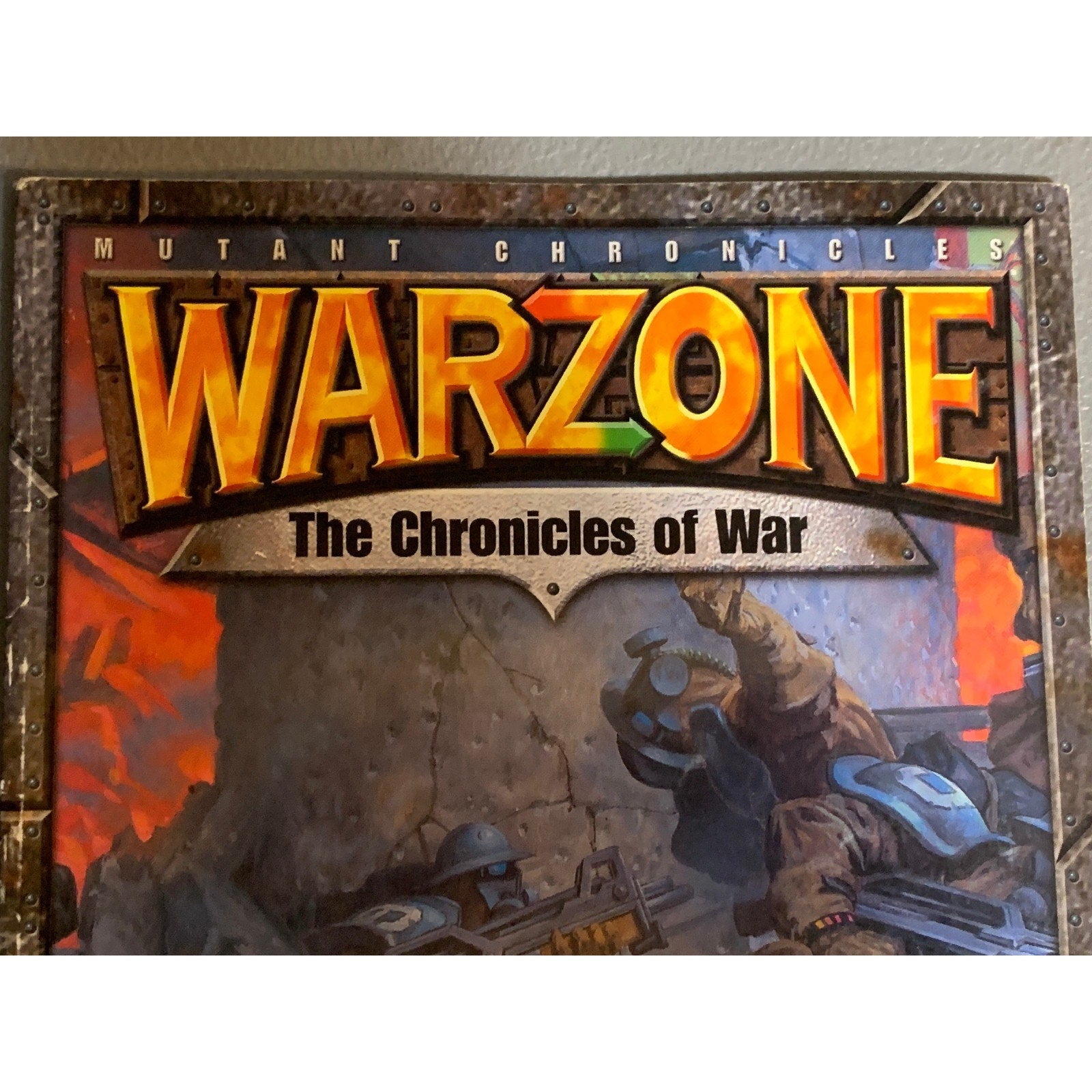 A31656 WARZONE MUTANT CH HHG HEARTBREAKER ARMY BOOK PLAYED THE CHRONICLES OF WAR