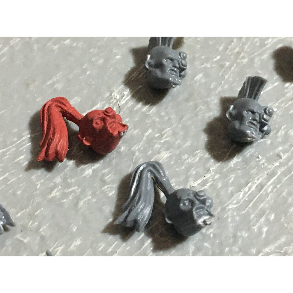 A22551 WARHAMMER 40K SPACE MARINES WOLVES BITS LOT SCOUT HEADS GAMES WORKSHOP GW
