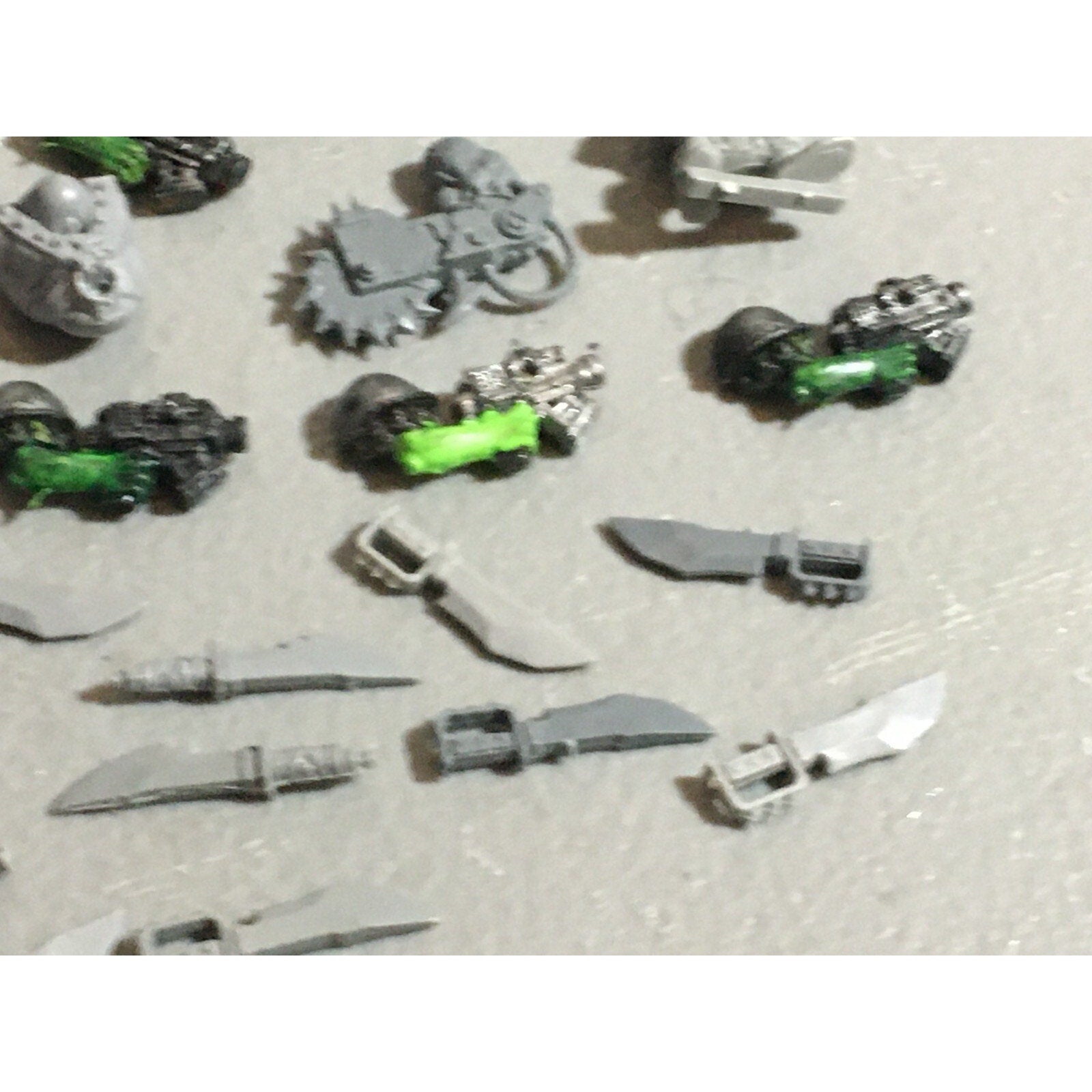 A22084 WARHAMMER 40K ORKS INCOMPLETE & BITS LOT GAMES WORKSHOP GW