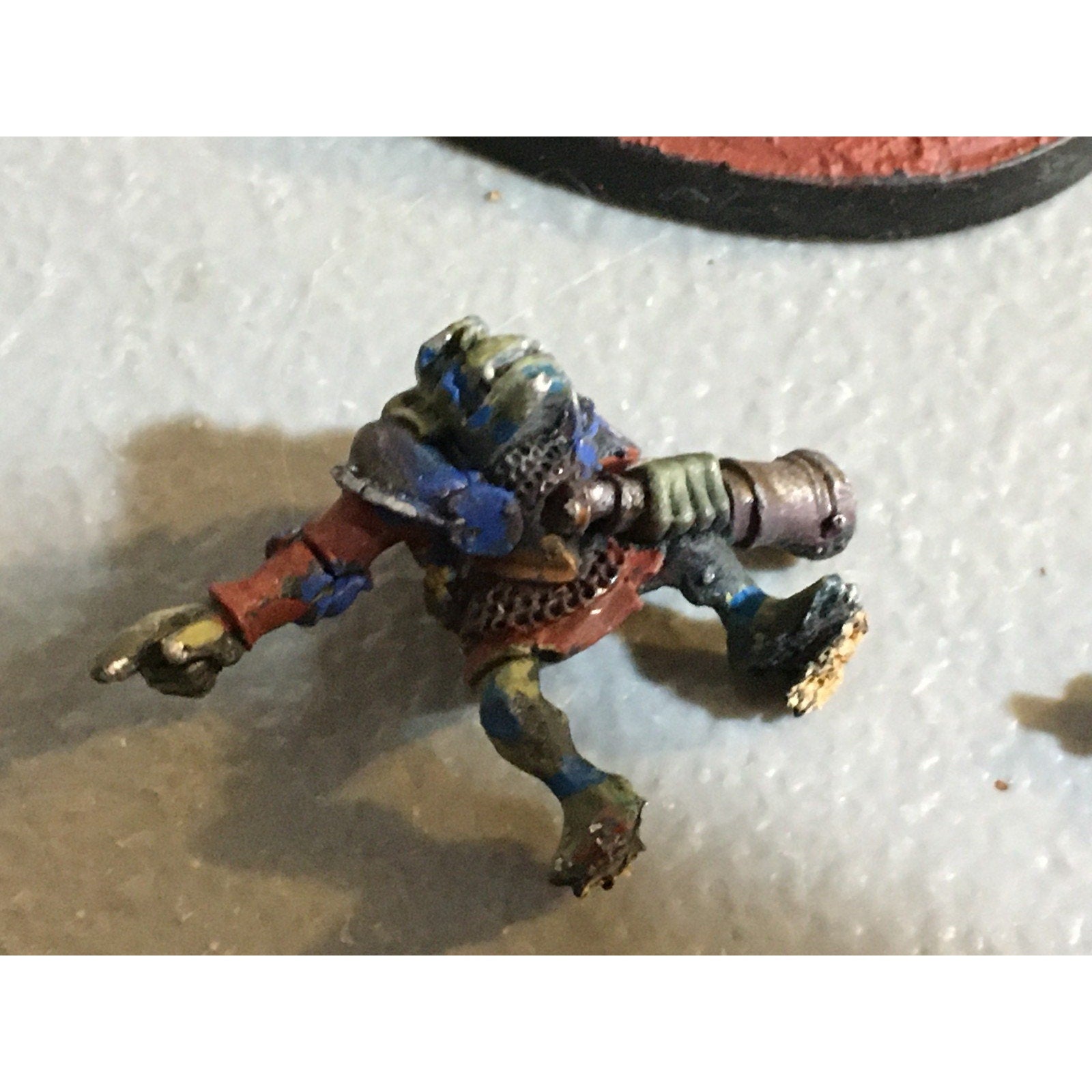 A32476 WARHAMMER FANTASY METAL ORCS GOBLINS SPEAR CHUKKA PAINT BASE
