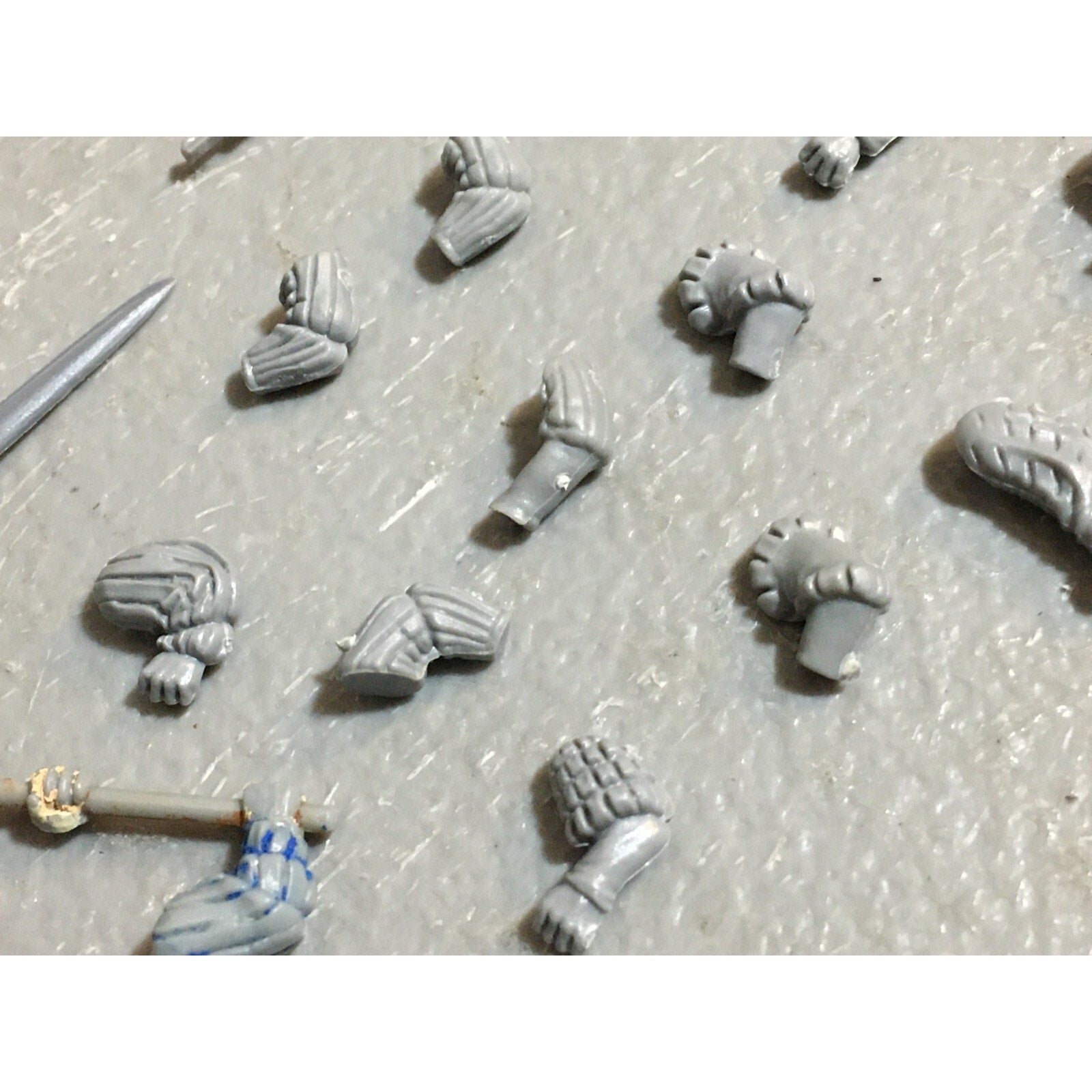 A23440 WARHAMMER FANTASY THE EMPIRE BITS LOT ARMS GAMES WORKSHOP GW